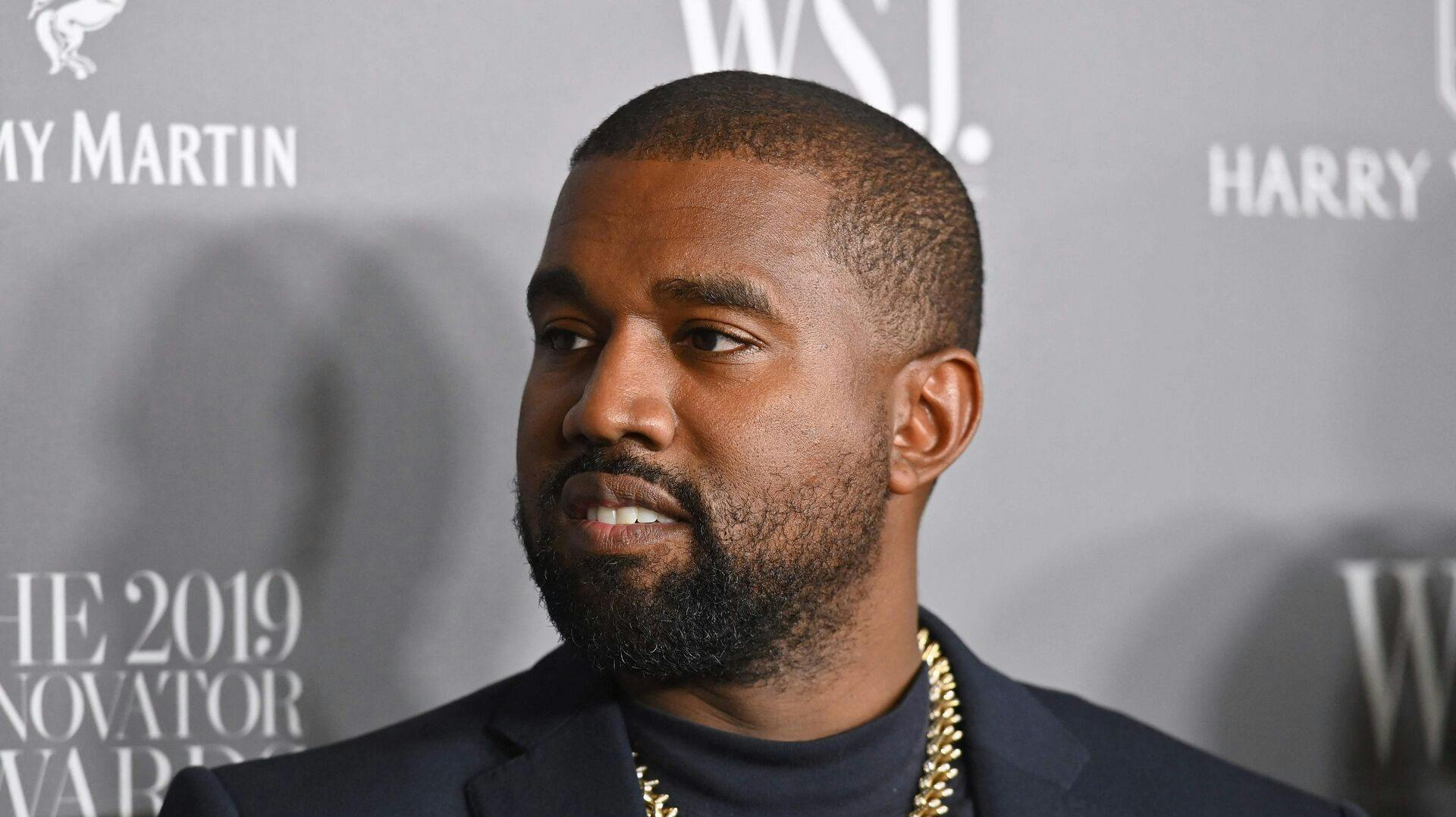 Kanye West og Bianca Censori ser ud til at have en særdeles god ferie i Italien. Her er hverken West eller Censori bange for at vise lidt hud frem.