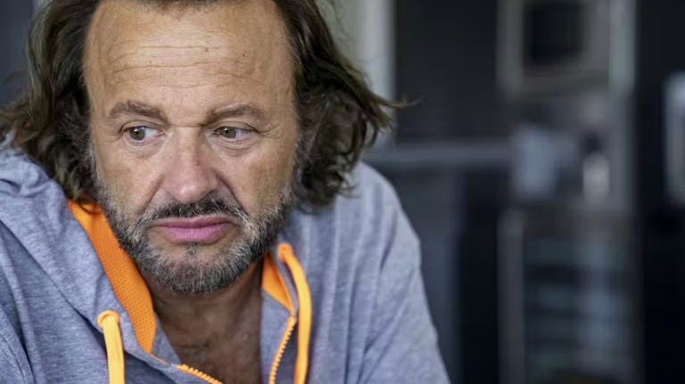 Dennis Knudsen mistede besindelse, da han kom for sent til færgen