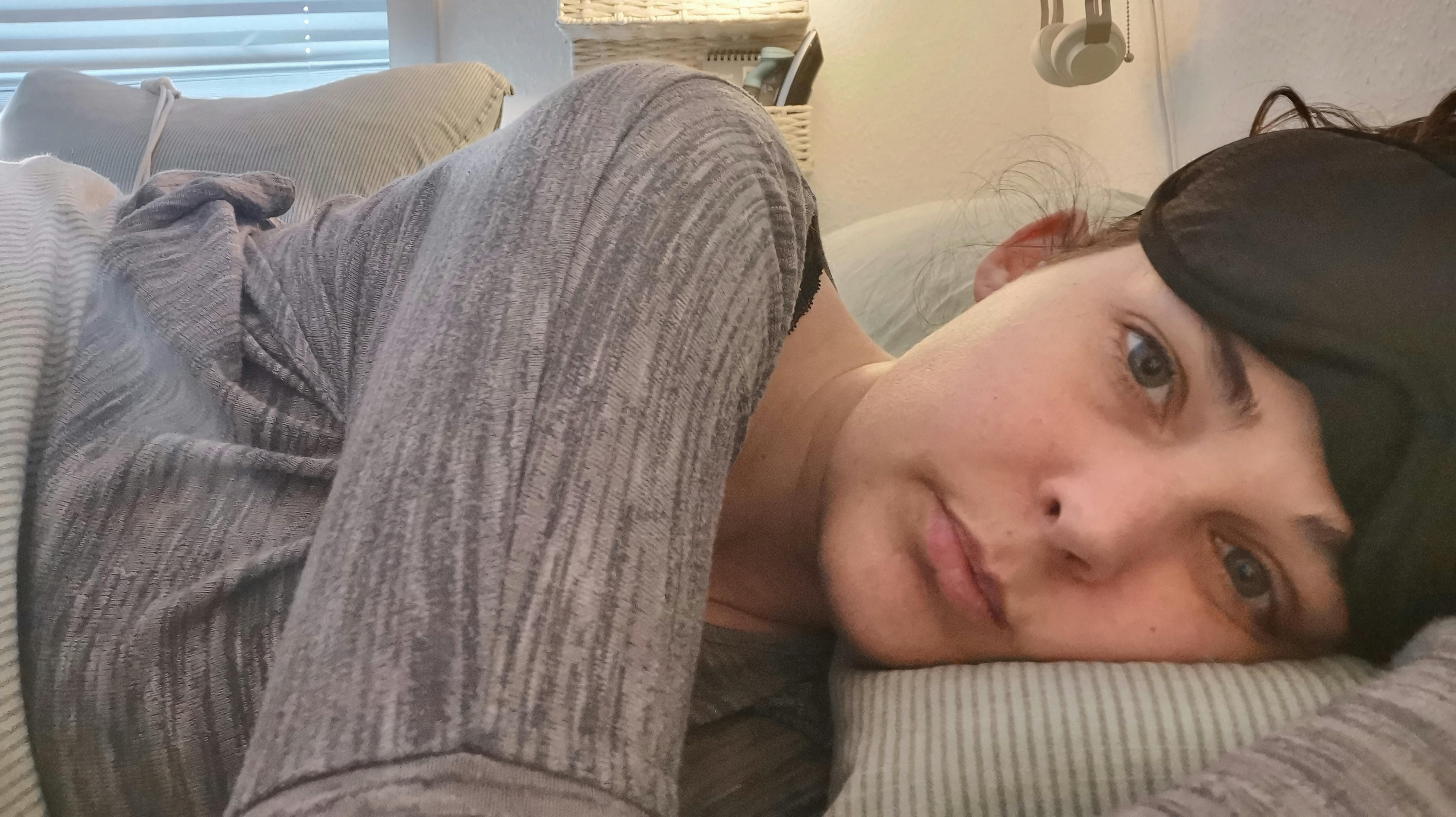 Annamaria Bredgaard Lassen er sengeliggende 22 timer i døgnet.
