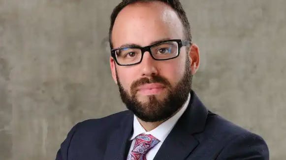Solomon Friedman er advokat og rabbiner - og chef for en af verdens største pornobrands.