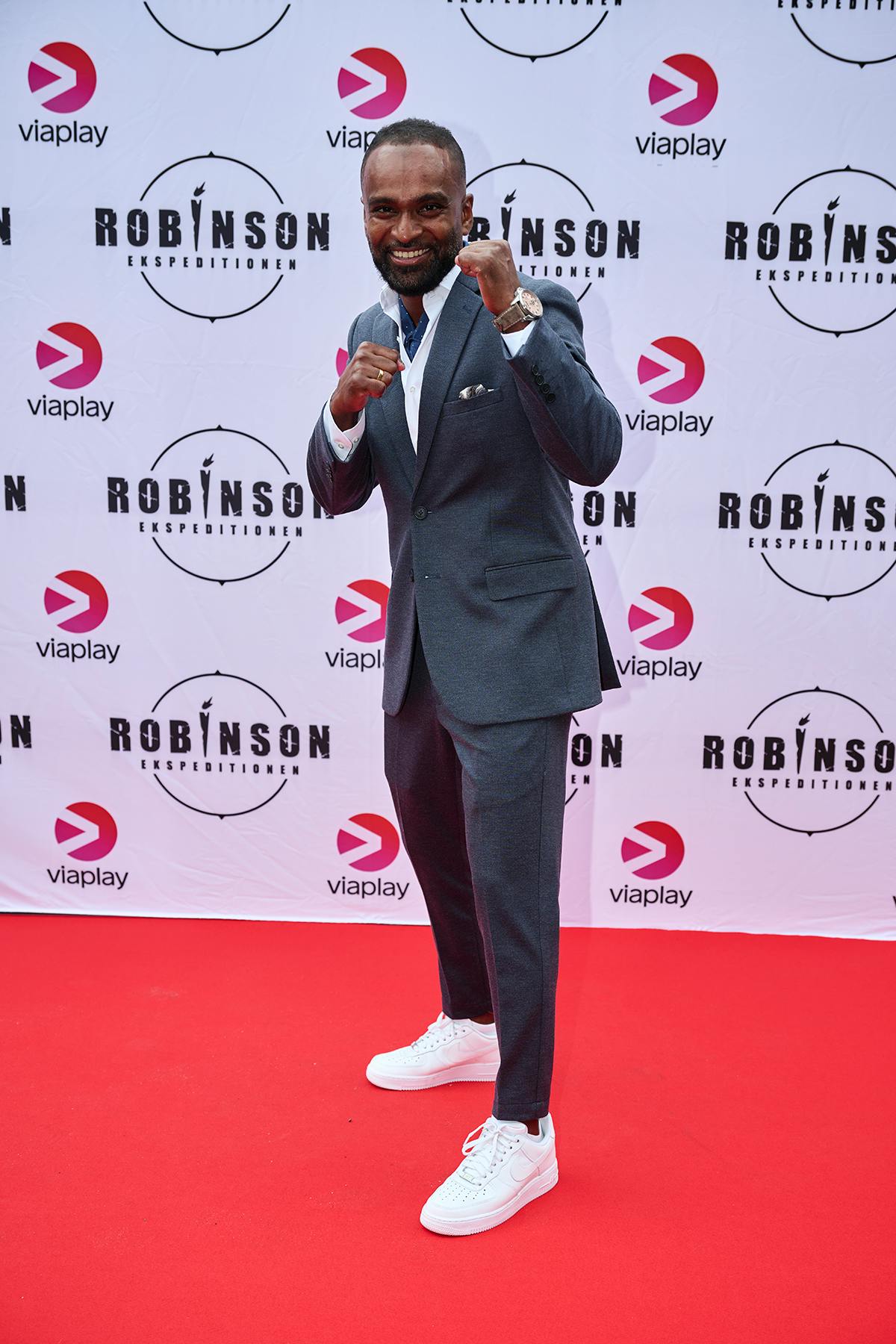 Kaleepan Karunakaran på rød løber til forpremieren på "Robinson Ekspeditionen" 2023.