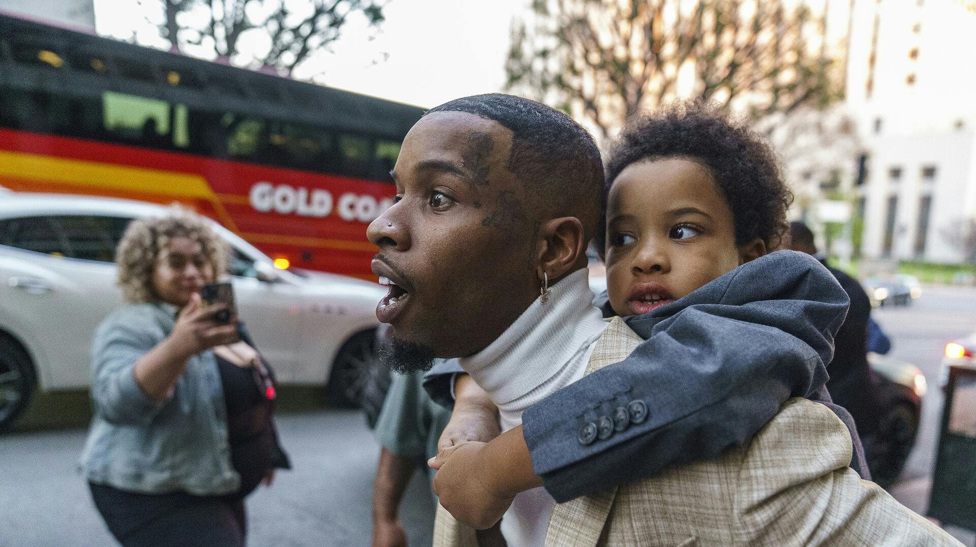 Rapperen Tory Lanez er blevet gift med moren til sin søn.