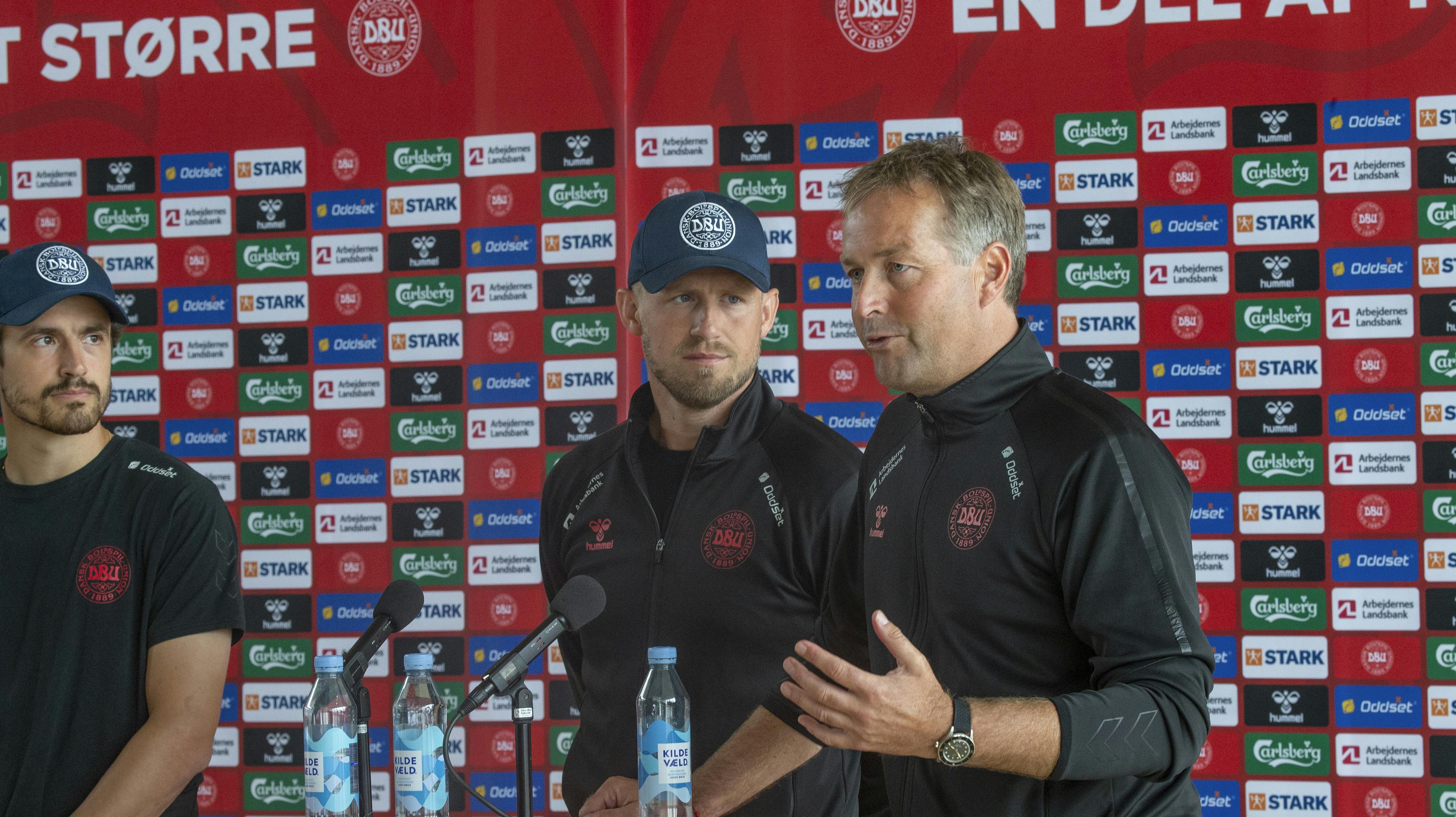 Kasper Schmeichel er førstemålmand på landsholdet. Sådan siger Kasper Hjulmand ved landsholdssamlingen.