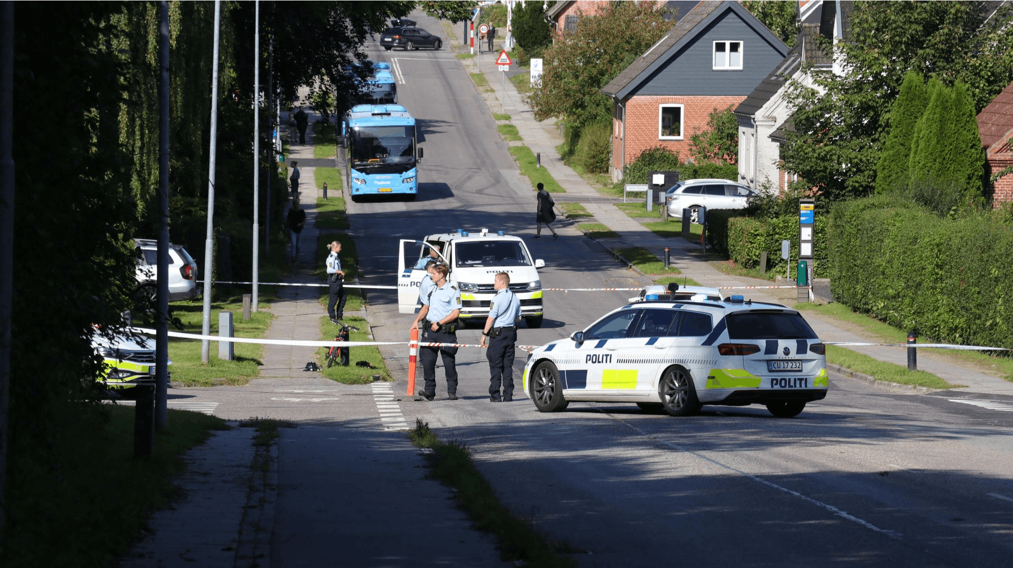 En otteårig dreng blev lørdag påkørt. Nu er en kvindelig bilist blevet sigtet.