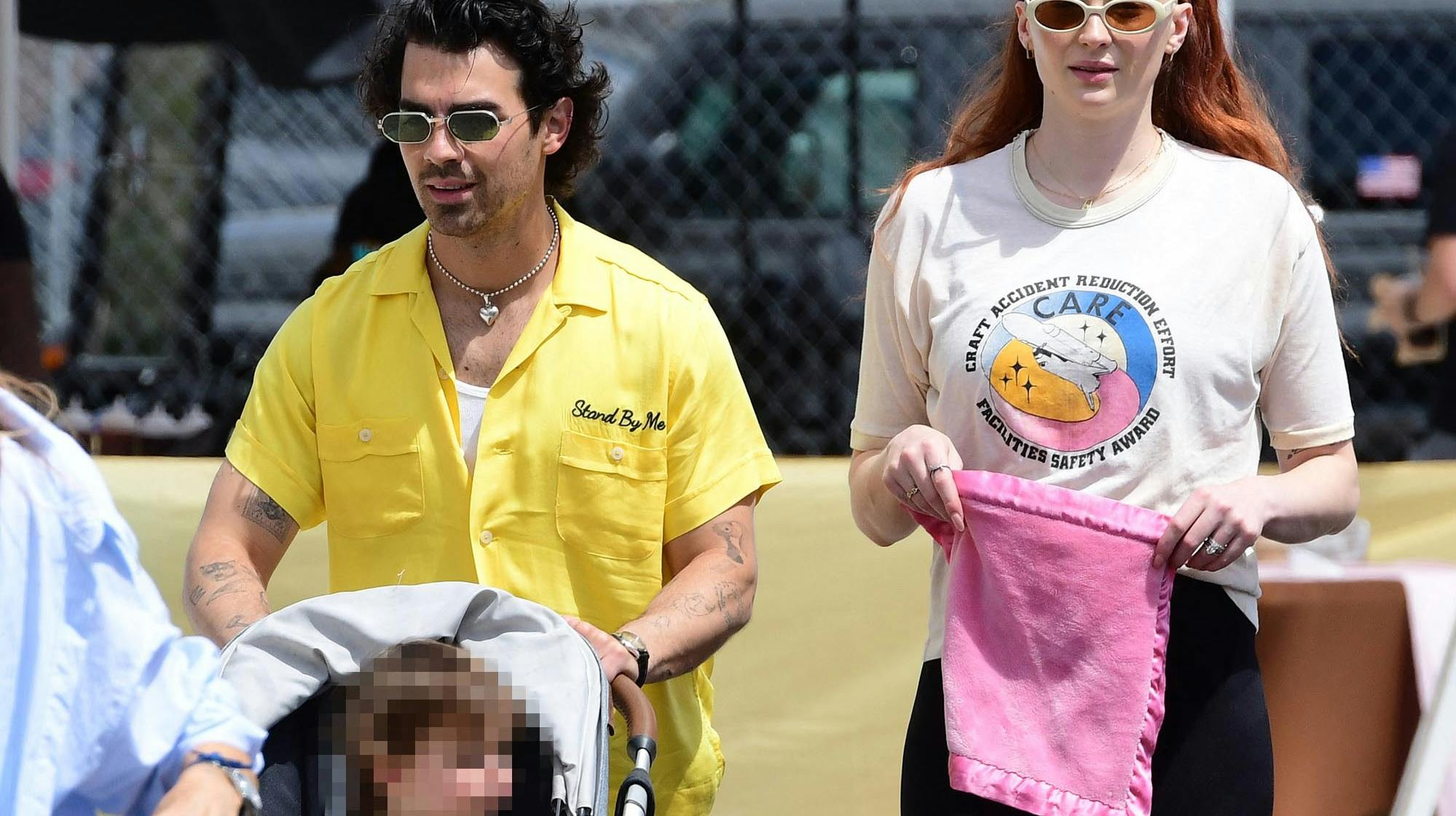 En dramatisk kendisskilsmisse er under opsejling, for kendisparret Joe Jonas, 34, og Sophie Turner, 27, går hver til sit. Parret har to børn sammen. 