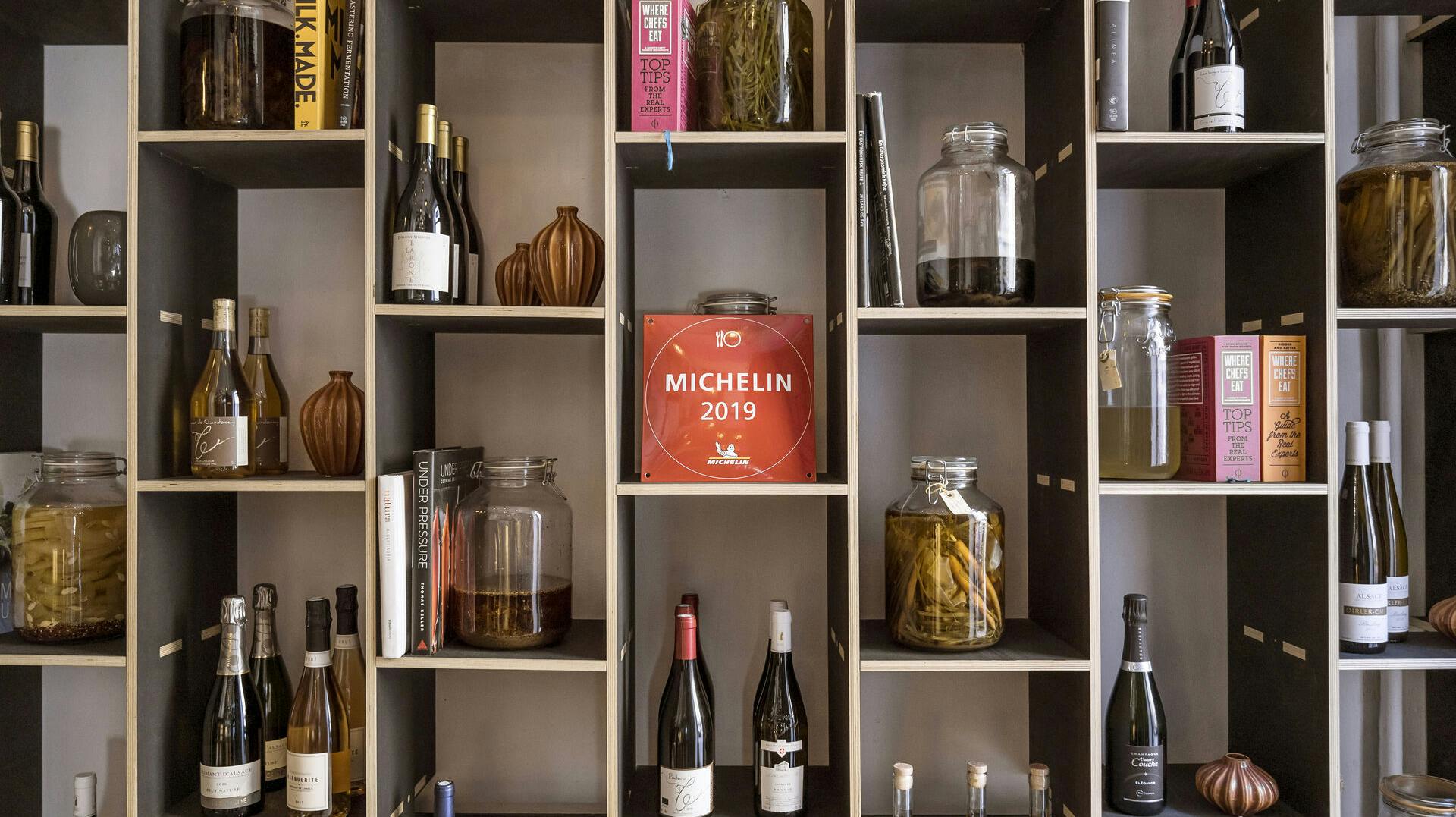Restaurant Meille i Sankt Peders Stræde 24A i København har tidligere været anbefalet i Michelin-guiden.
