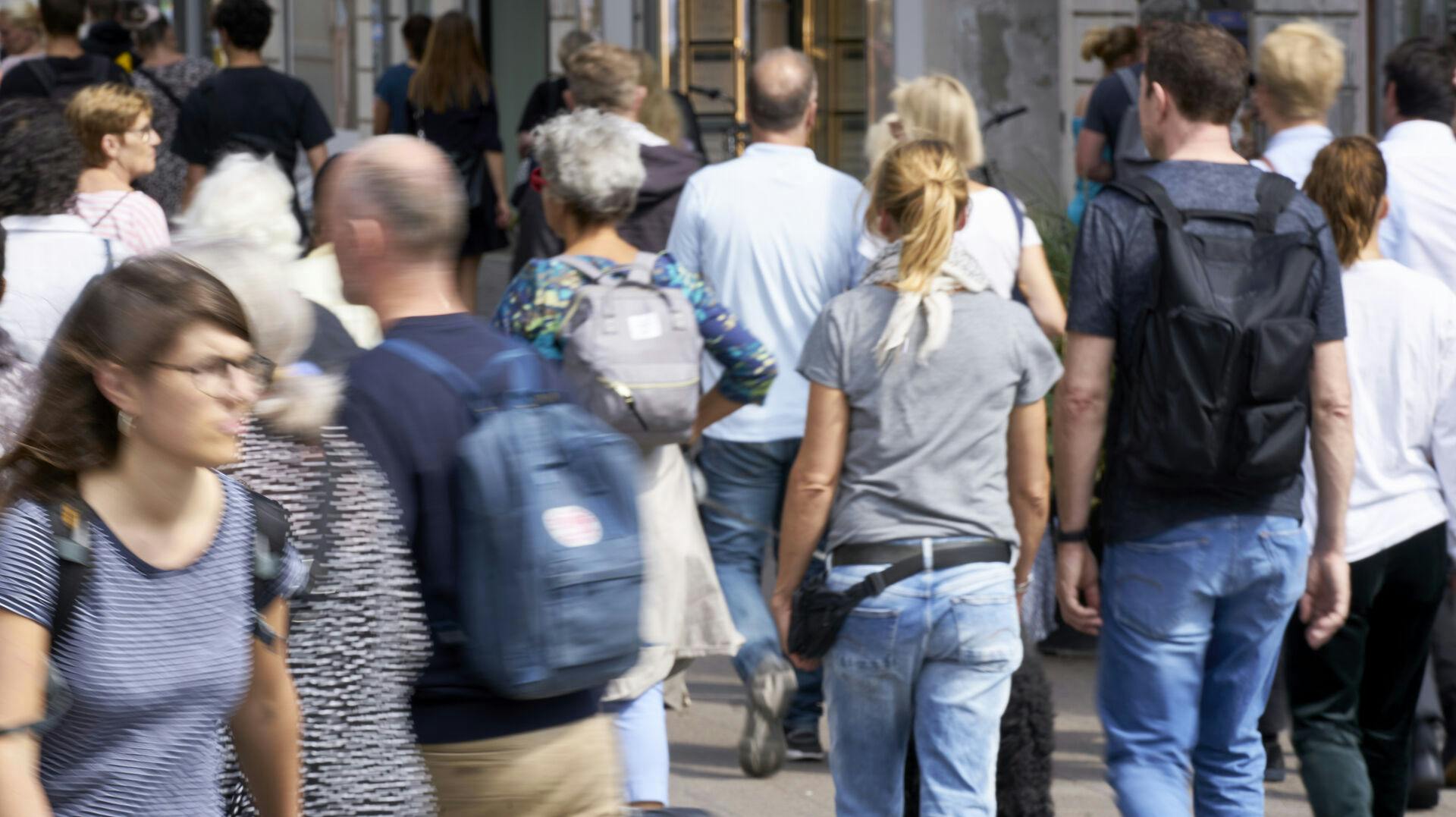 340.000 danskere tager hvert år mindst en pjækkedag.