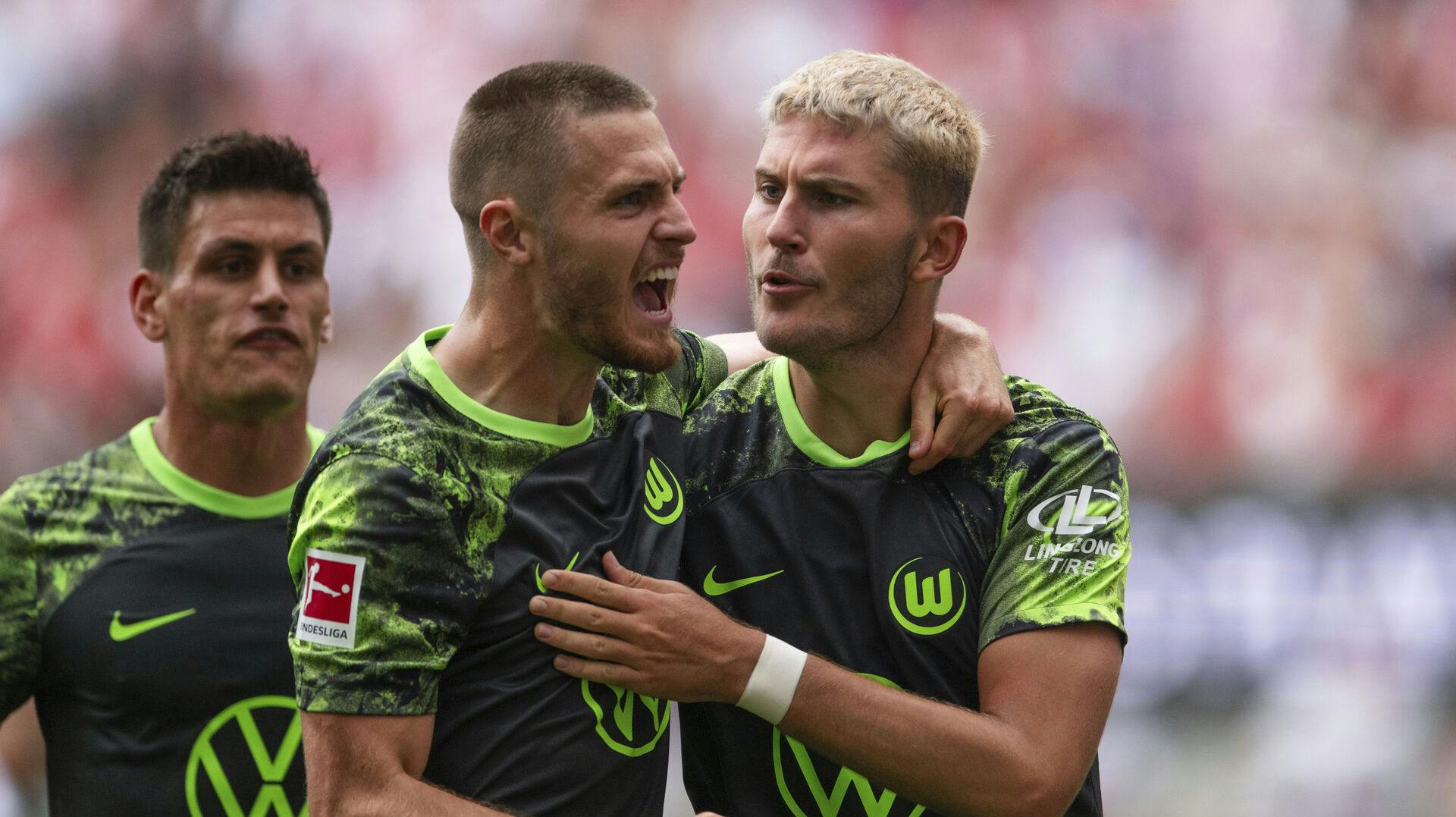 Mattias Svanberg spiller til dagligt i VfL Wolfsburg med Jonas Wind og Joakim Mæhle. Nu er Svanberg blevet far for første gang.
