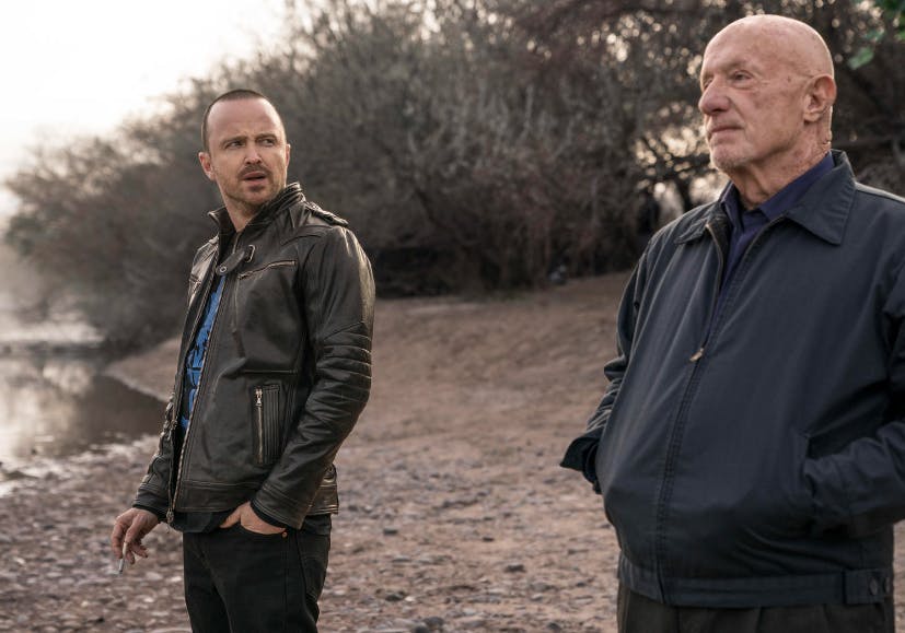 Aaron Paul (tv.) og Jonathan Banks i Netflix-filmen "El Camino: A Breaking Bad Movie" fra 2019.