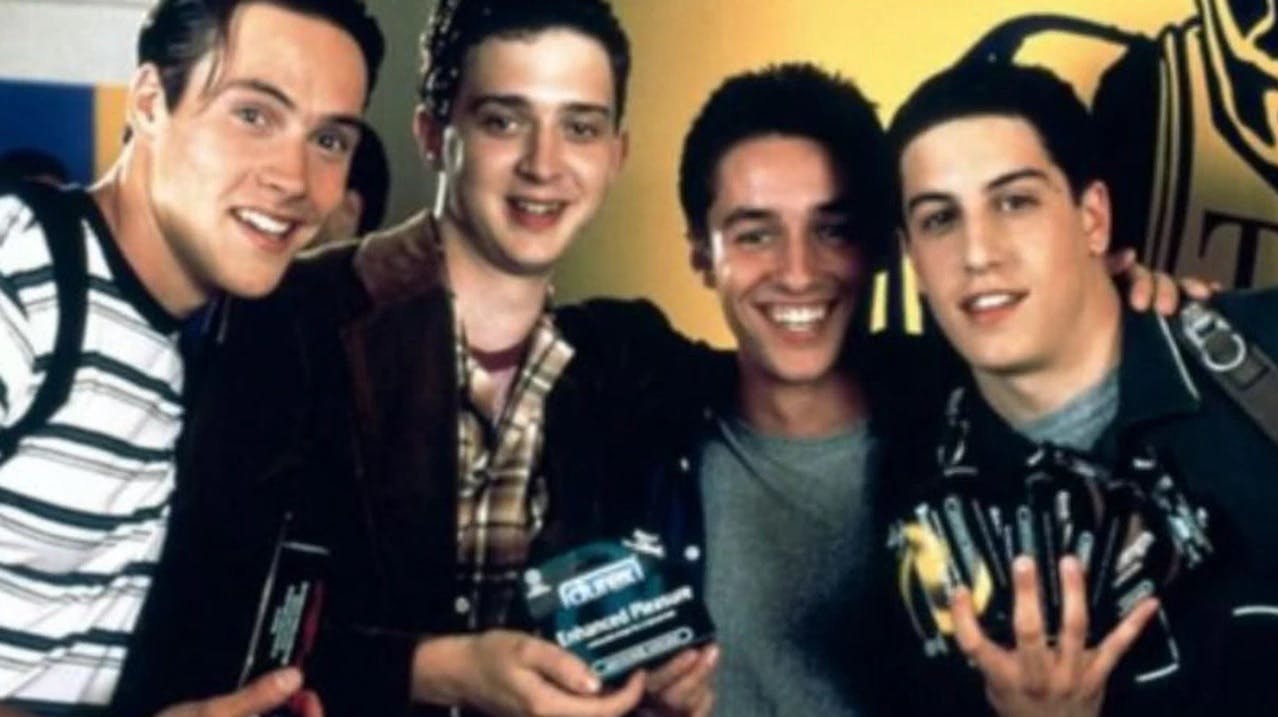 Thomas Ian Nicholas (nummer tre fra venstre) med sine "American Pie"-medstjerner Chris Klein, Eddie Kaye Thomas og Jason Biggs.