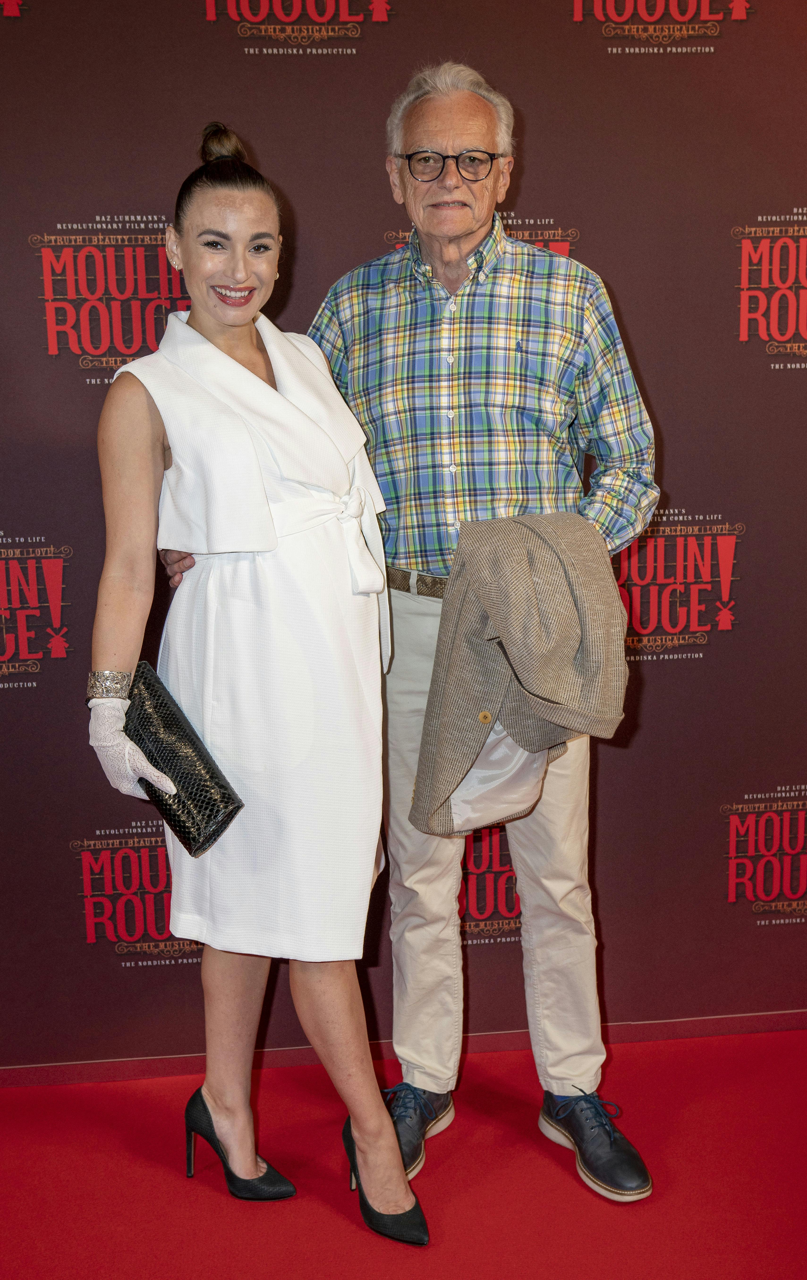 Mens gemalen er på scenen havde Claudia Rex sin far Ole Rex med som sin +1.