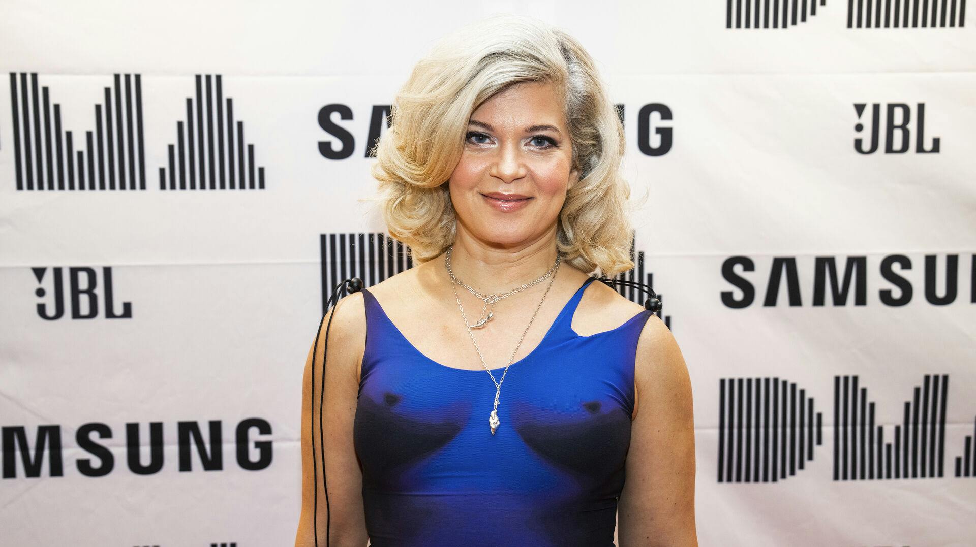 Sara Bro debuterede som vært på "Sara og monopolet" i 2021.