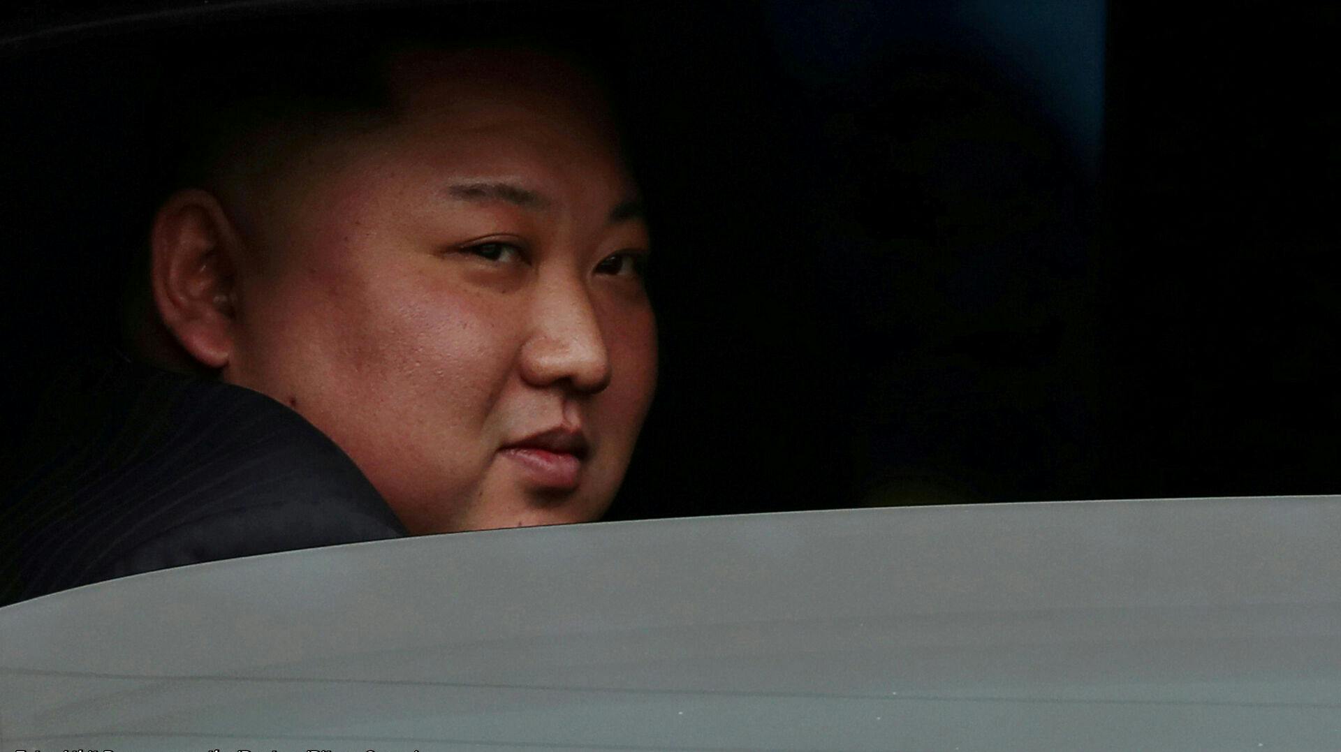 Den nordkoreanske leder, Kim Jong-un, lader til at have sat kursen mod Rusland før et muligt møde med Ruslands præsident, Vladimir Putin.