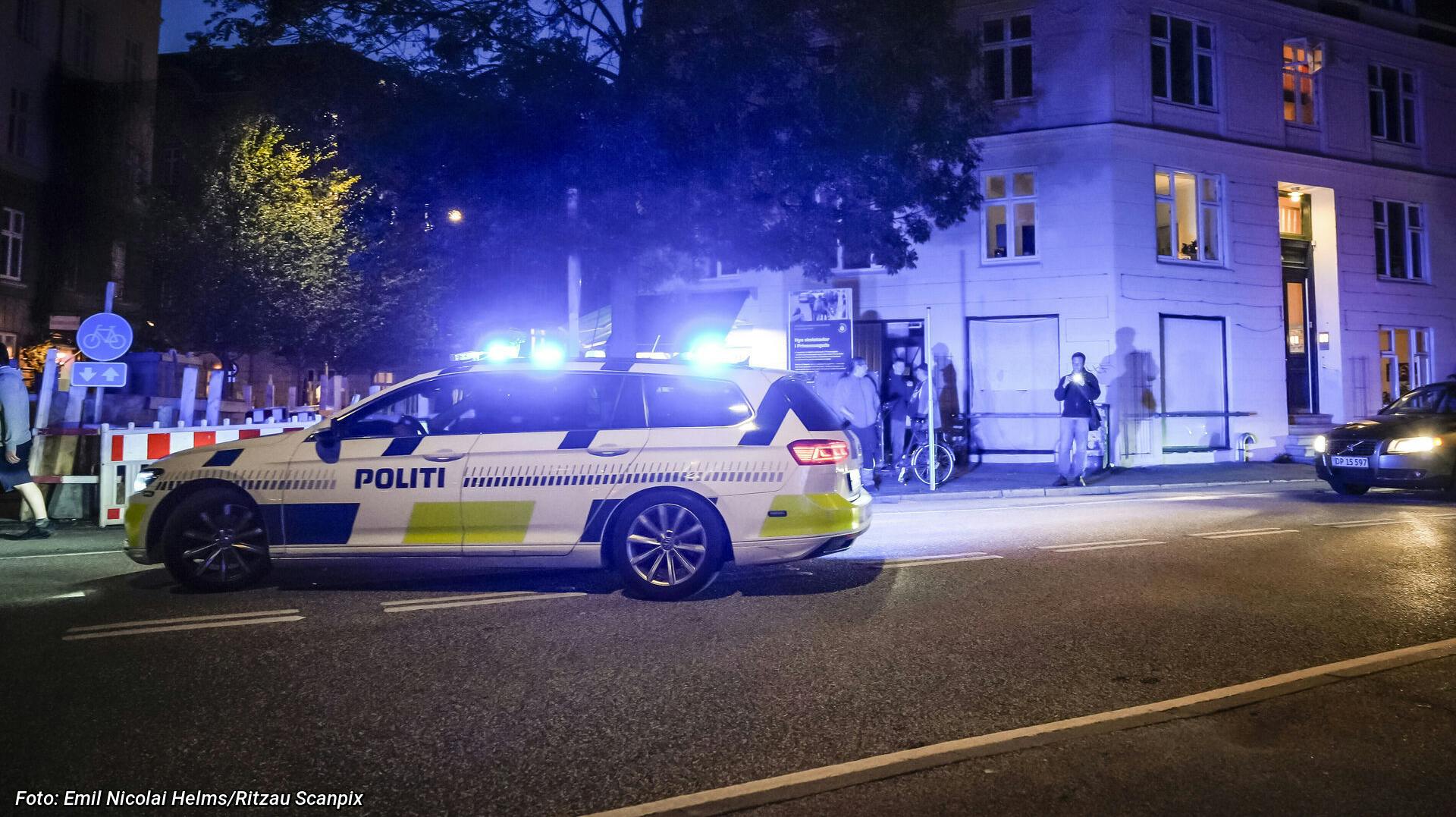 Politi massivt til stede ved Christiania lørdag den 26. august 2023. Politiet oplyser på Twitter, at flere personer er ramt af skud.. (Foto: Emil Nicolai Helms/Ritzau Scanpix)