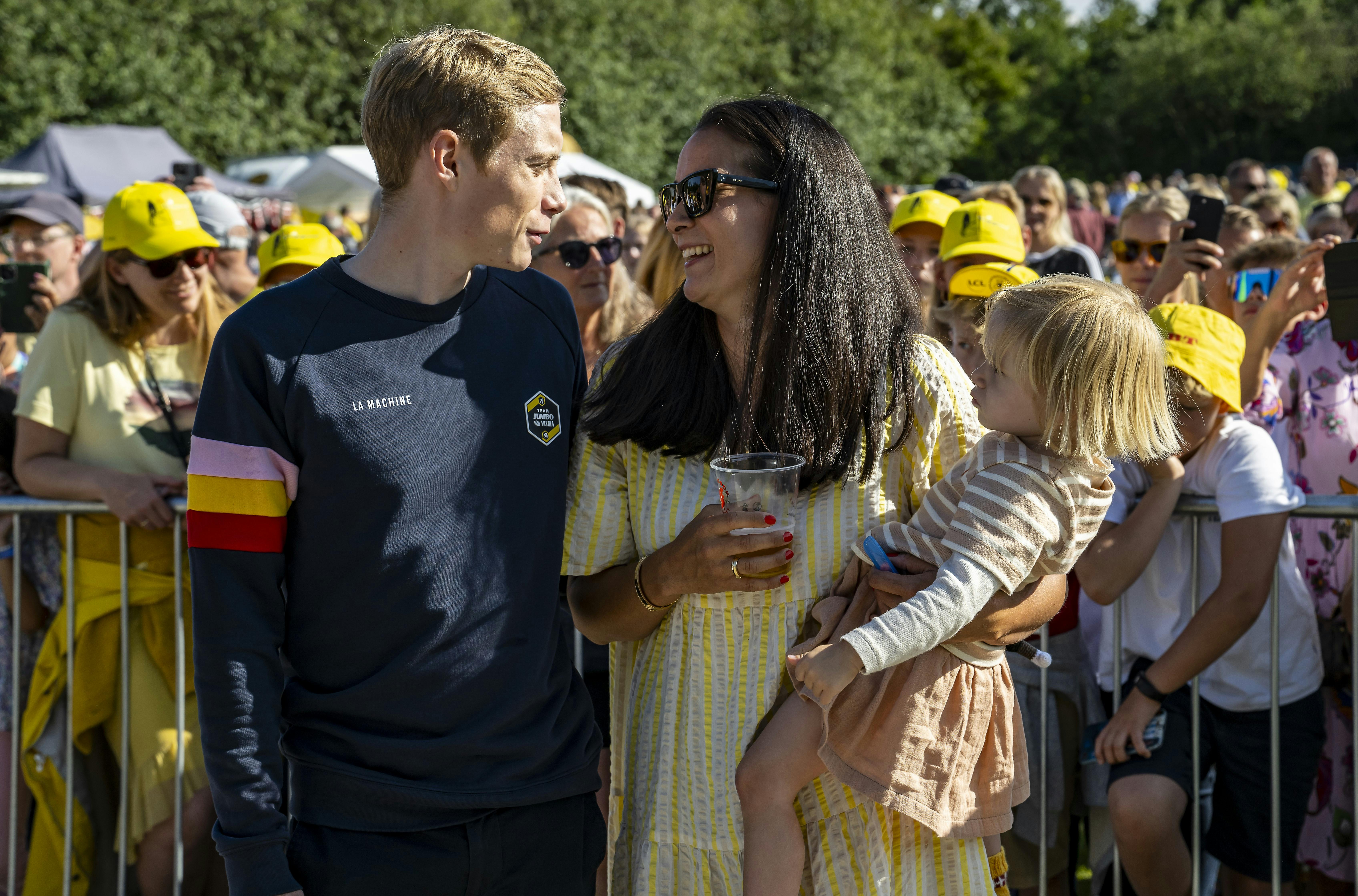 Måske udlandet for fremtiden kan få glæde af parret Jonas og Trine, samt deres lille datter Frida&nbsp;