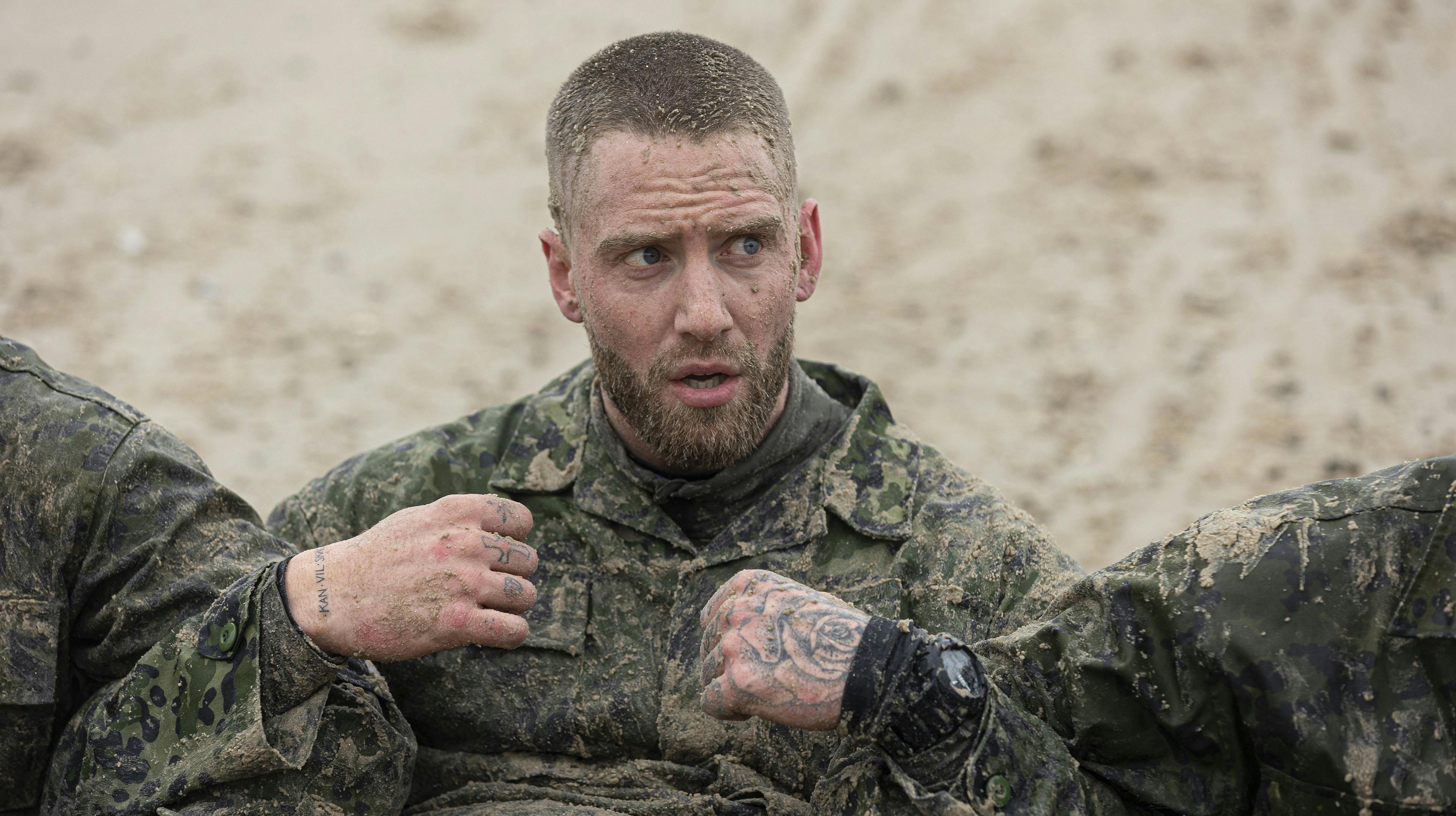 Sæþór Kristínsson må forlade "Korpset" i afsnit 2. Et exit som skuffede ham meget, og også gjorde ondt da han vendte hjem fra optagelserne.