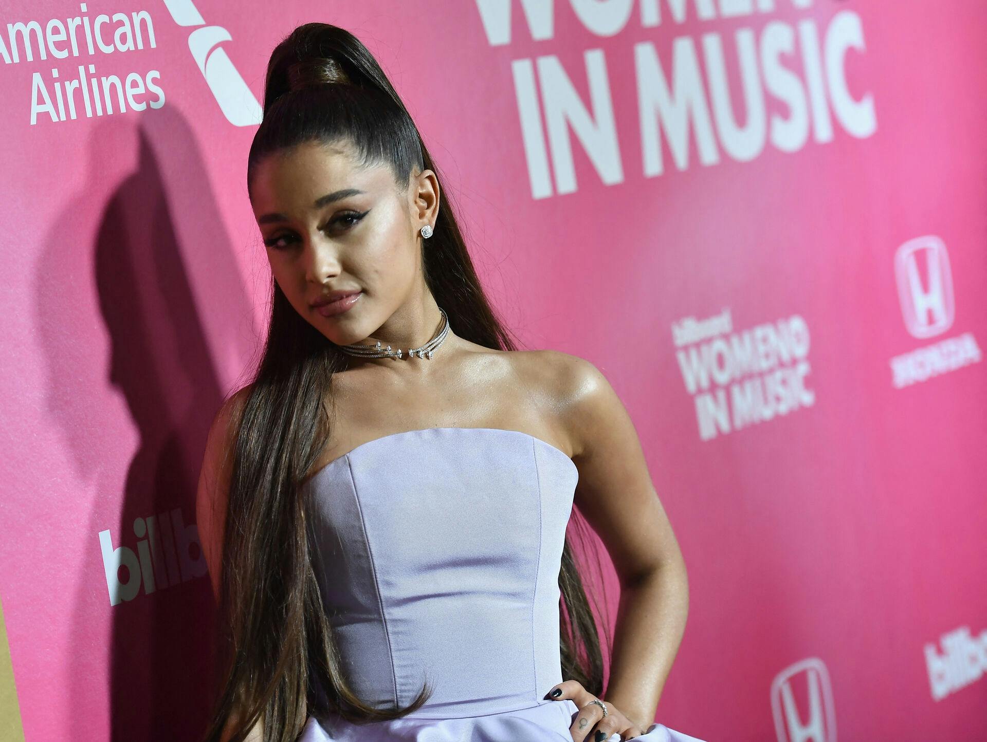 Ariana Grande har for nyligt indrømmet, at hun har brugt massevis af fillers og botox.