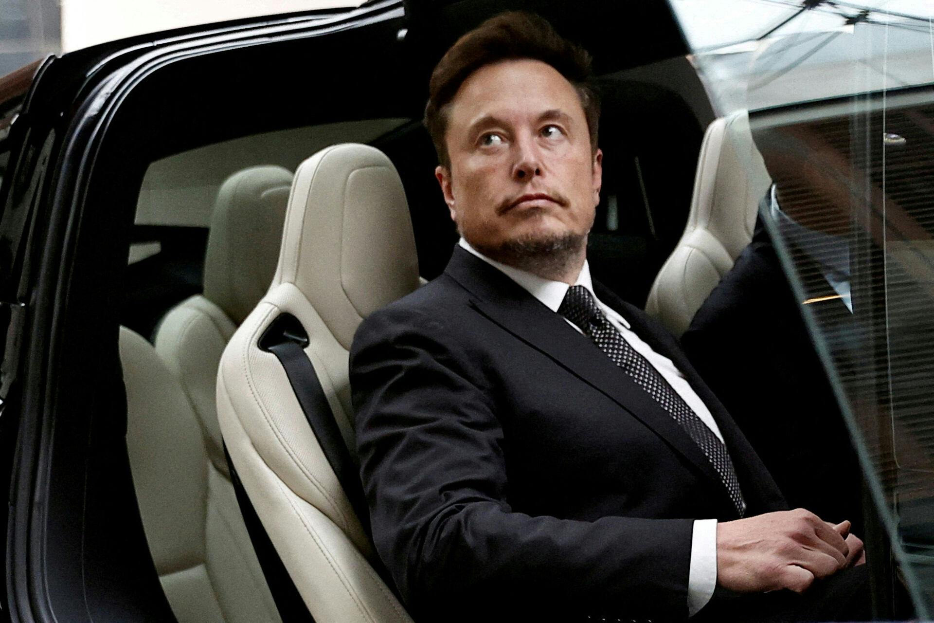 Forfatteren bag ny biografi om Elon Musk trækker en påstand tilbage.