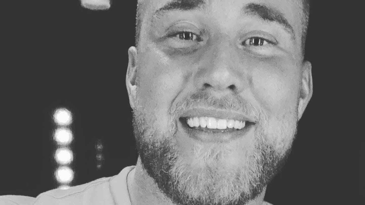 Jonas Aarseth Henriksen blev myrdet den 17. august. Knap en måned senere er en mand nu sigtet for drab. 