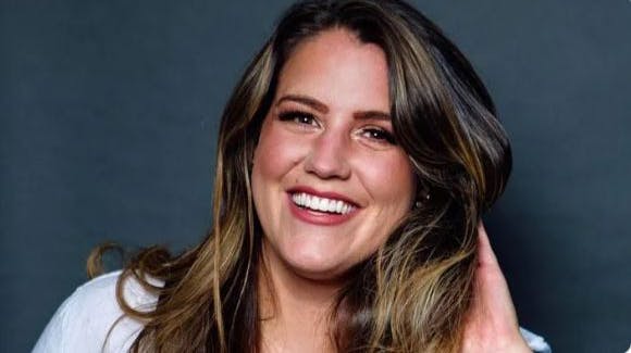 Maddy Anholt har medvirket i flere sitcoms heriblandt Sunny D og The Emily Atack Show.