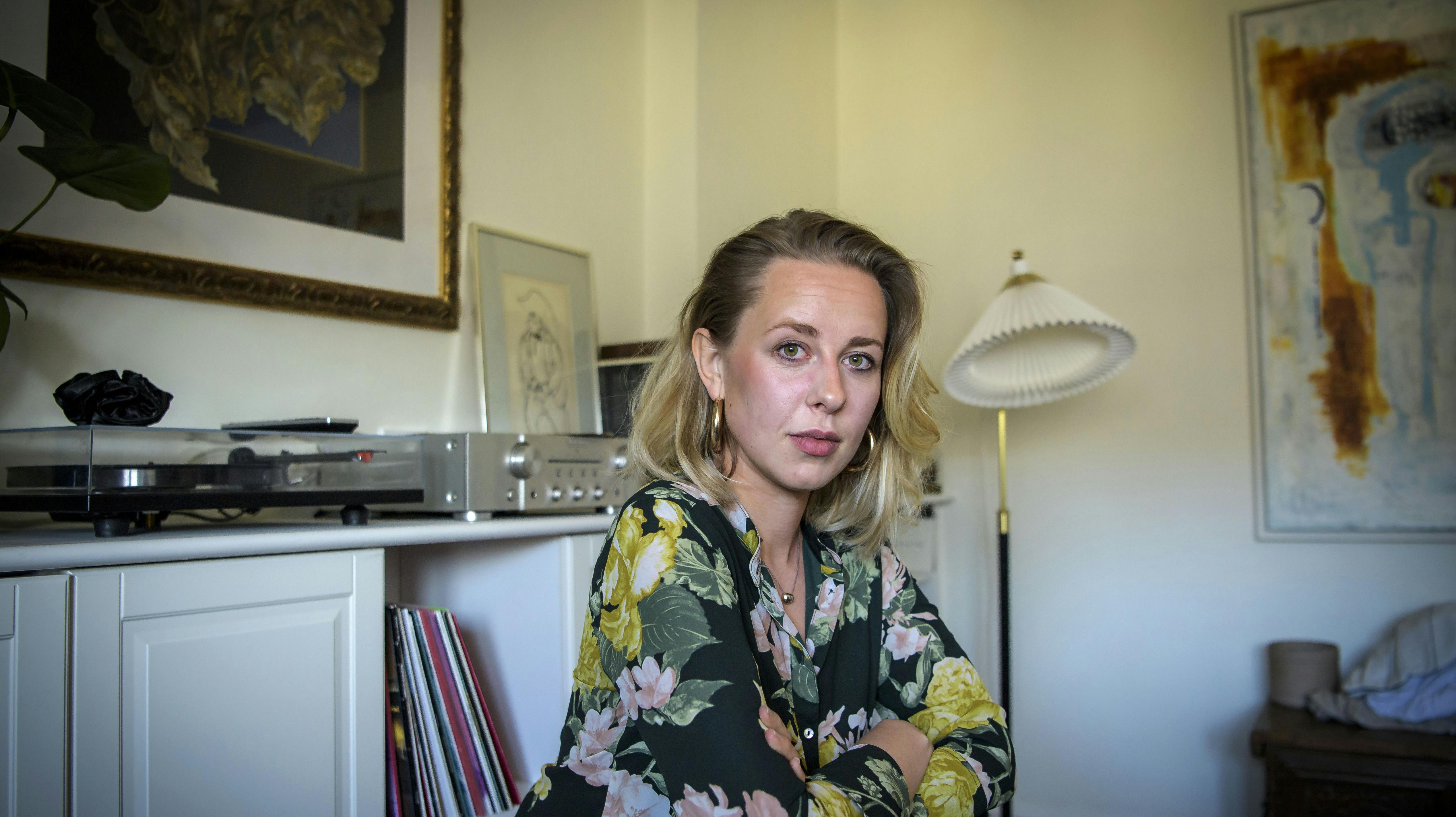 Mathilde Passer skal være mor for første gang. Det afslører skuespilleren på Instagram.