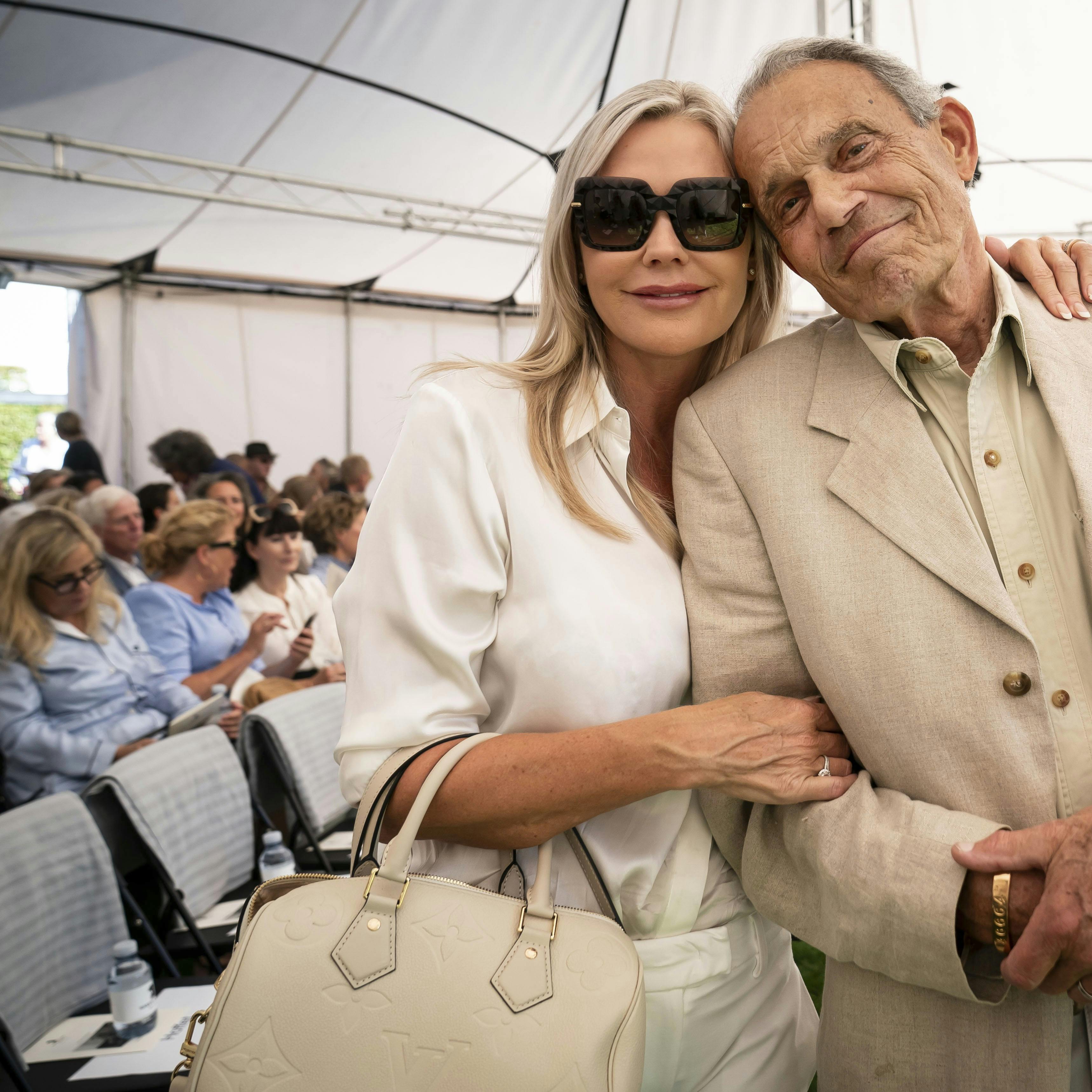 Karsten og Janni Ree, 53, håber, de kan tage til deres elskede Afrika om en måneds tid.