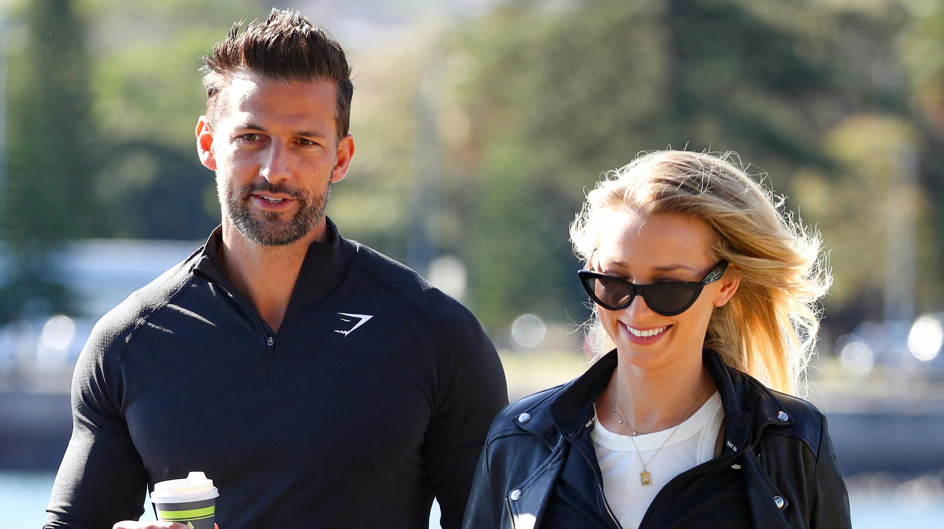 "Bachelor"-parret Tim Robards og Anna Heinrich skal være forældre for anden gang. Det afslører de på Instagram.