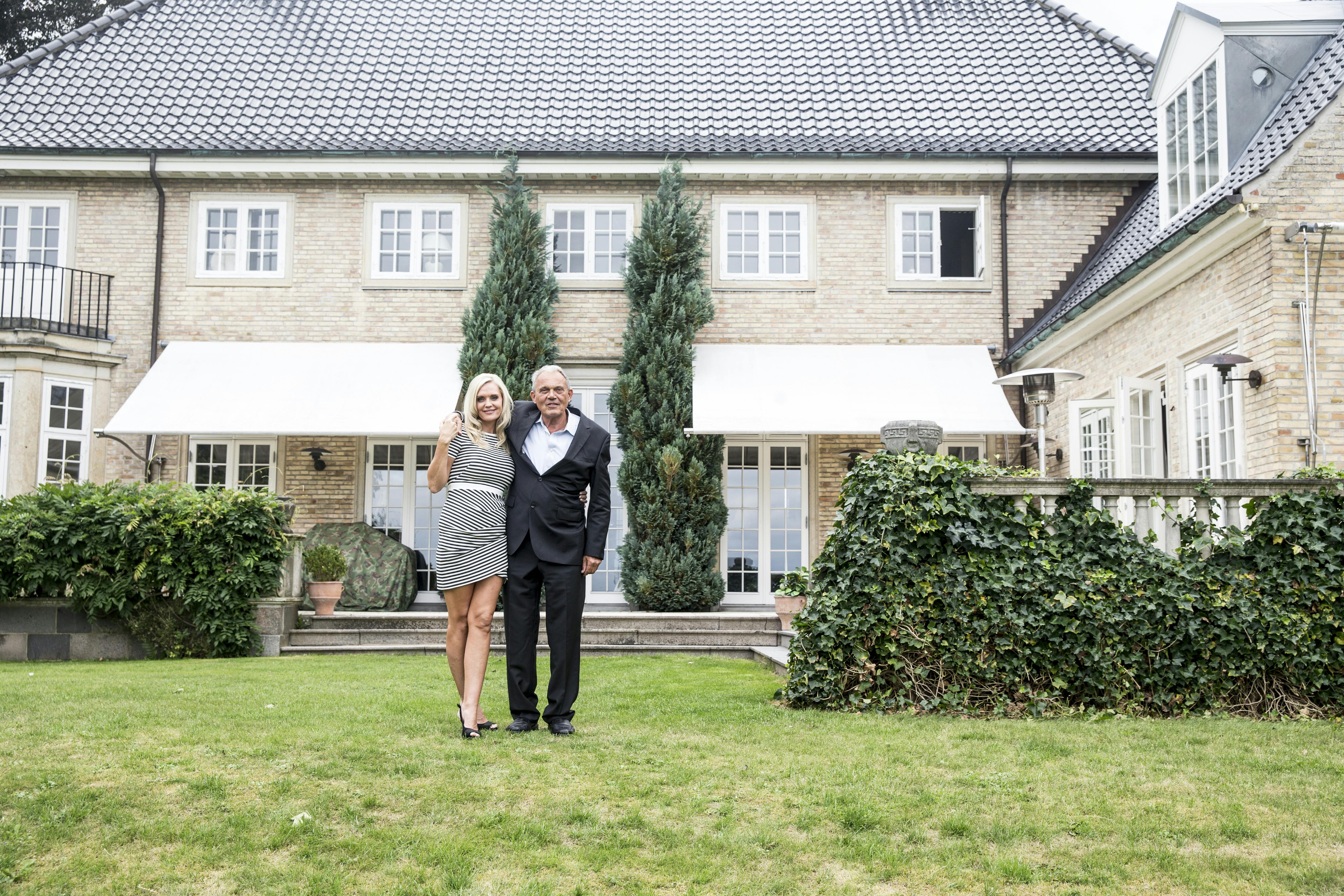 Karsten Ree købte huset for solide 70 millioner kroner tilbage i 2011. Og det er helt sikkert ikke blevet billigere siden.