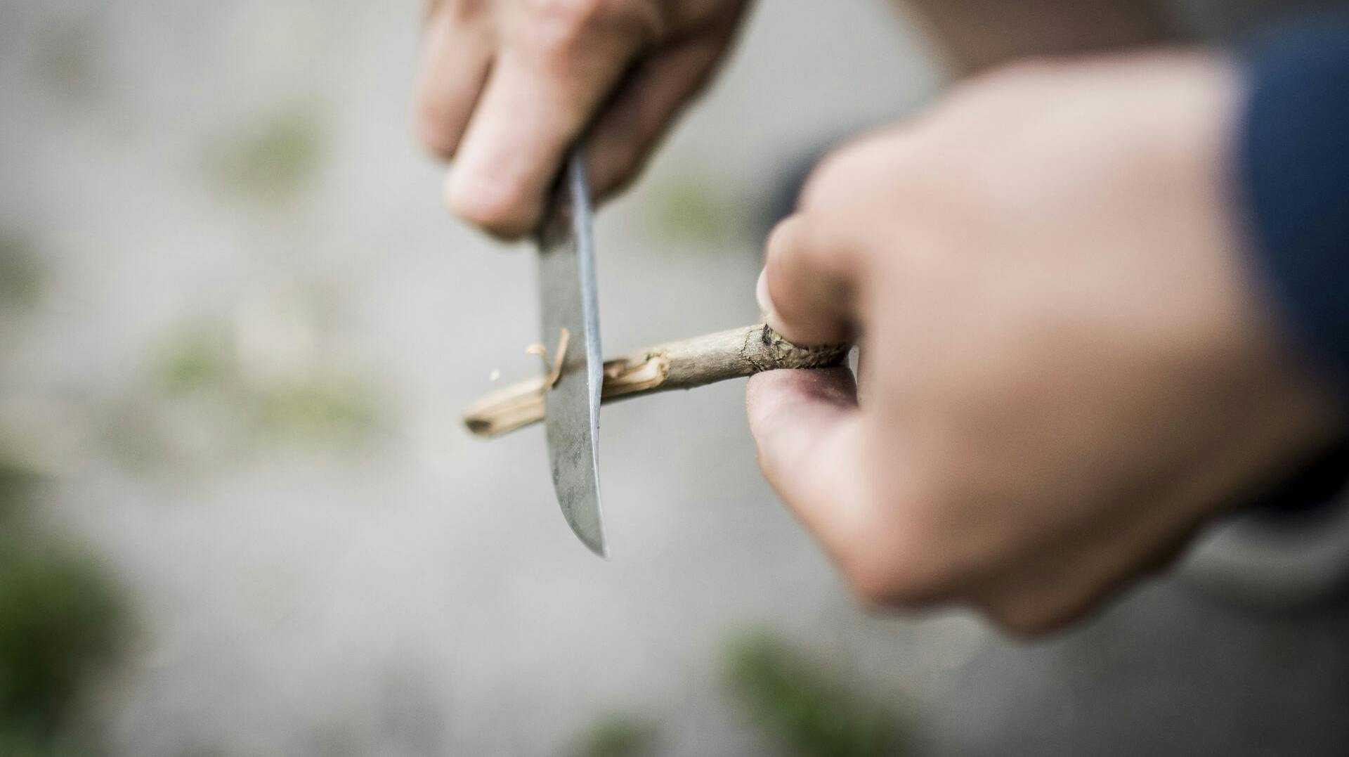 Manden har delvist erkendt at have været i besiddelse af godt og vel 2000 pornografiske billeder med børn.