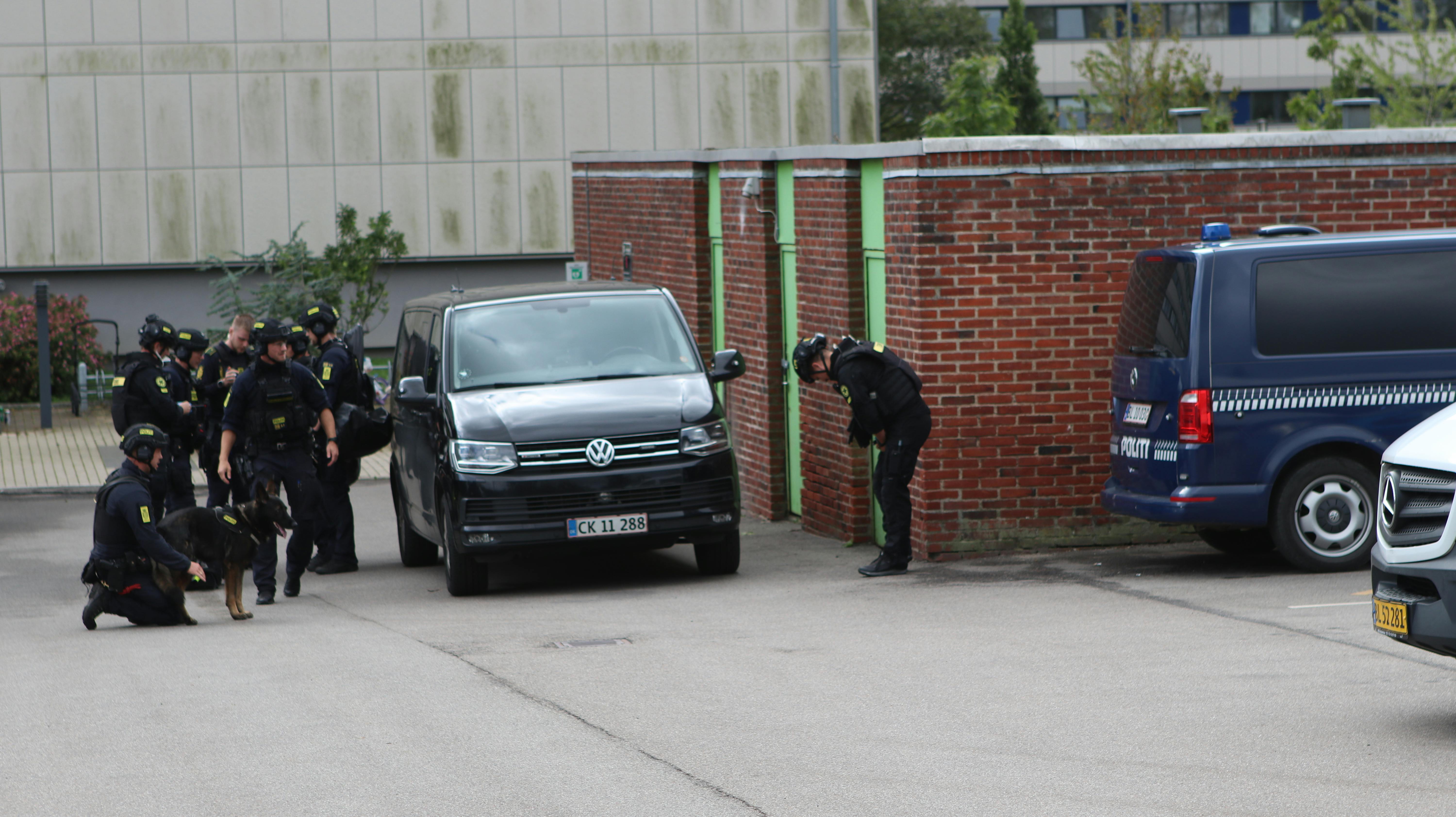 Politiet til stede i ballerup