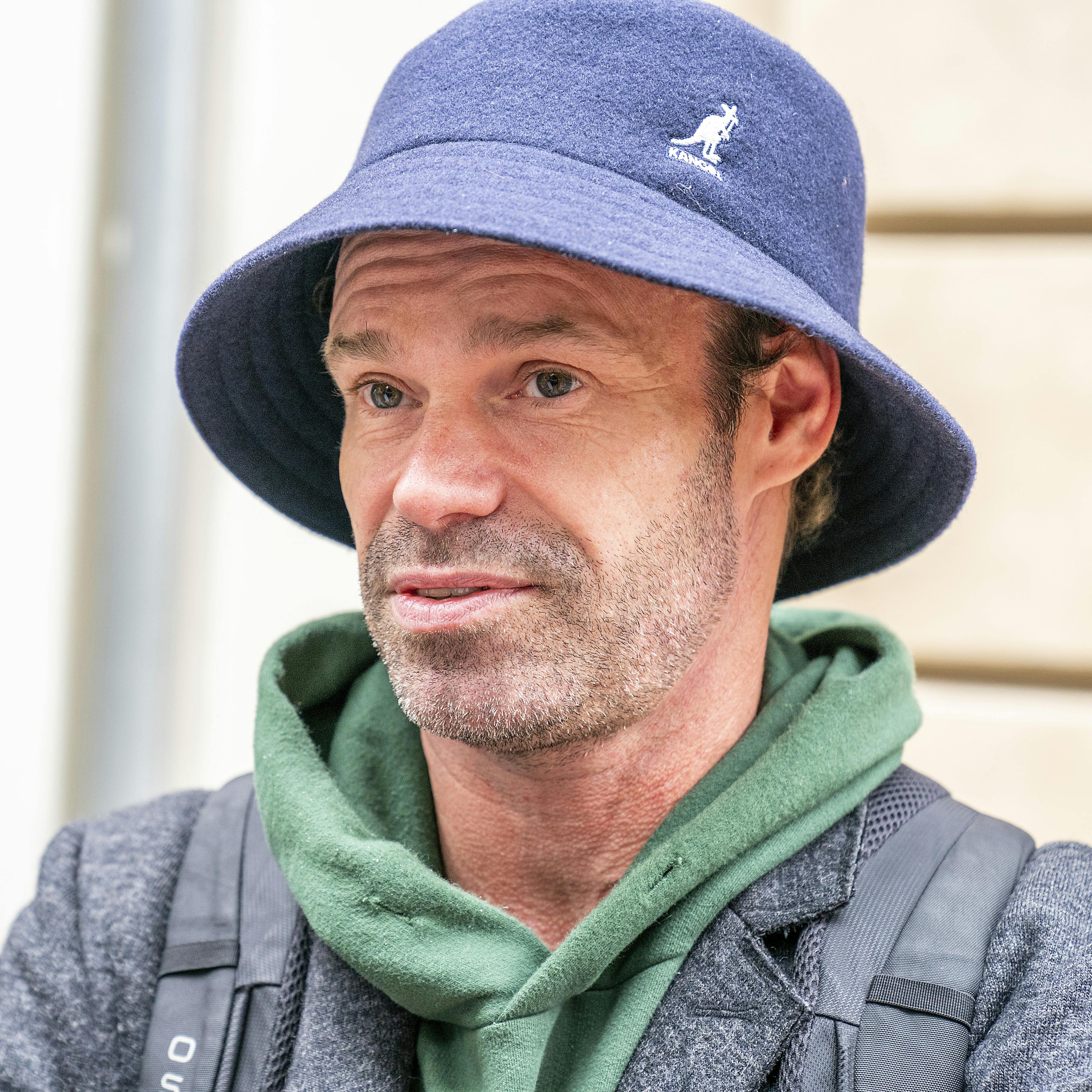 Mick Øgendahl, 50, lod sig i 2013 indlægge på psykiatrisk afdeling på Hillerød Sygehus med stresssymptomer, og i et nyt DR-program fortæller han om, hvad han tog med sig efter sit sammenbrud.