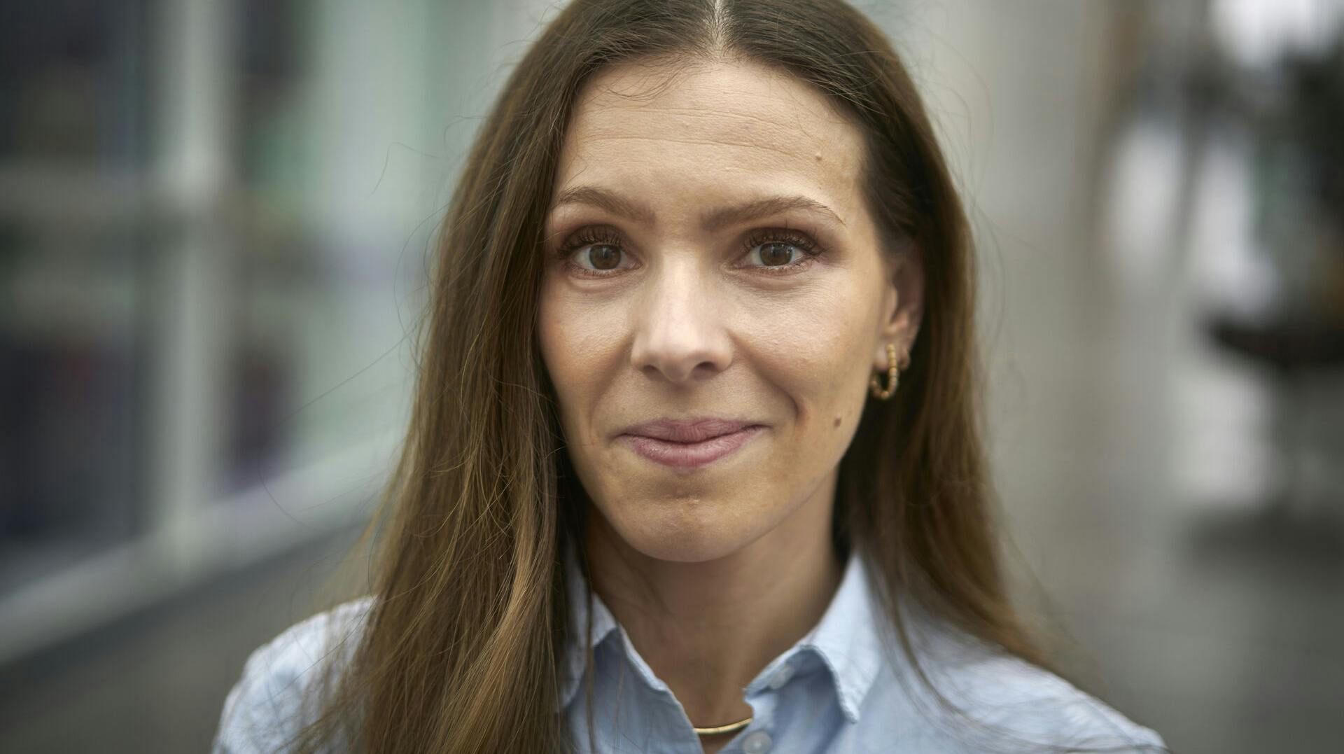 Nyhedschef på P3, Isabella Hindskjær, har sammen med resten af ledelsen besluttet at ændre kurs. 