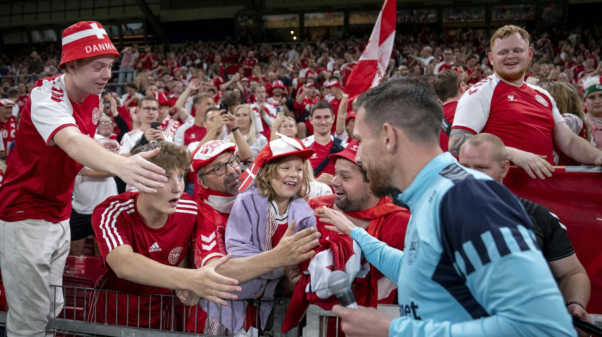 Det danske landshold kan glæde sig over nu at være oppe på 18. pladsen på Fifas verdensranglisten.