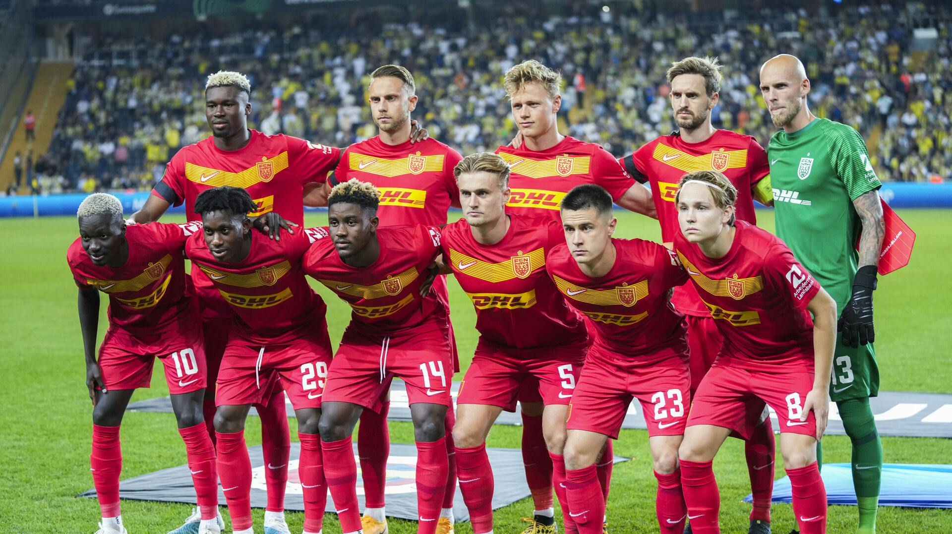 Nordsjaelland players pose for photographers prior the Europa Conference League group H soccer match between Fenerbahce and Nordsjaelland in Istanbul, Turkey, Thursday, Sept. 21, 2023. (AP Photo/Francisco Seco)