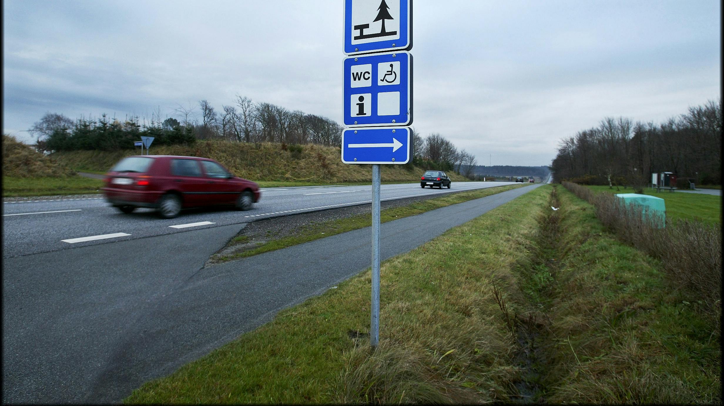 Det gik vildt for sig på rastepladsen lidt uden for Vordingborg.