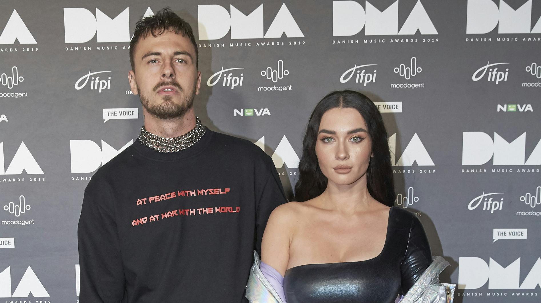 Morten "Faustix" og Irina Olsen har sammen to børn på otte år og tre måneder.
