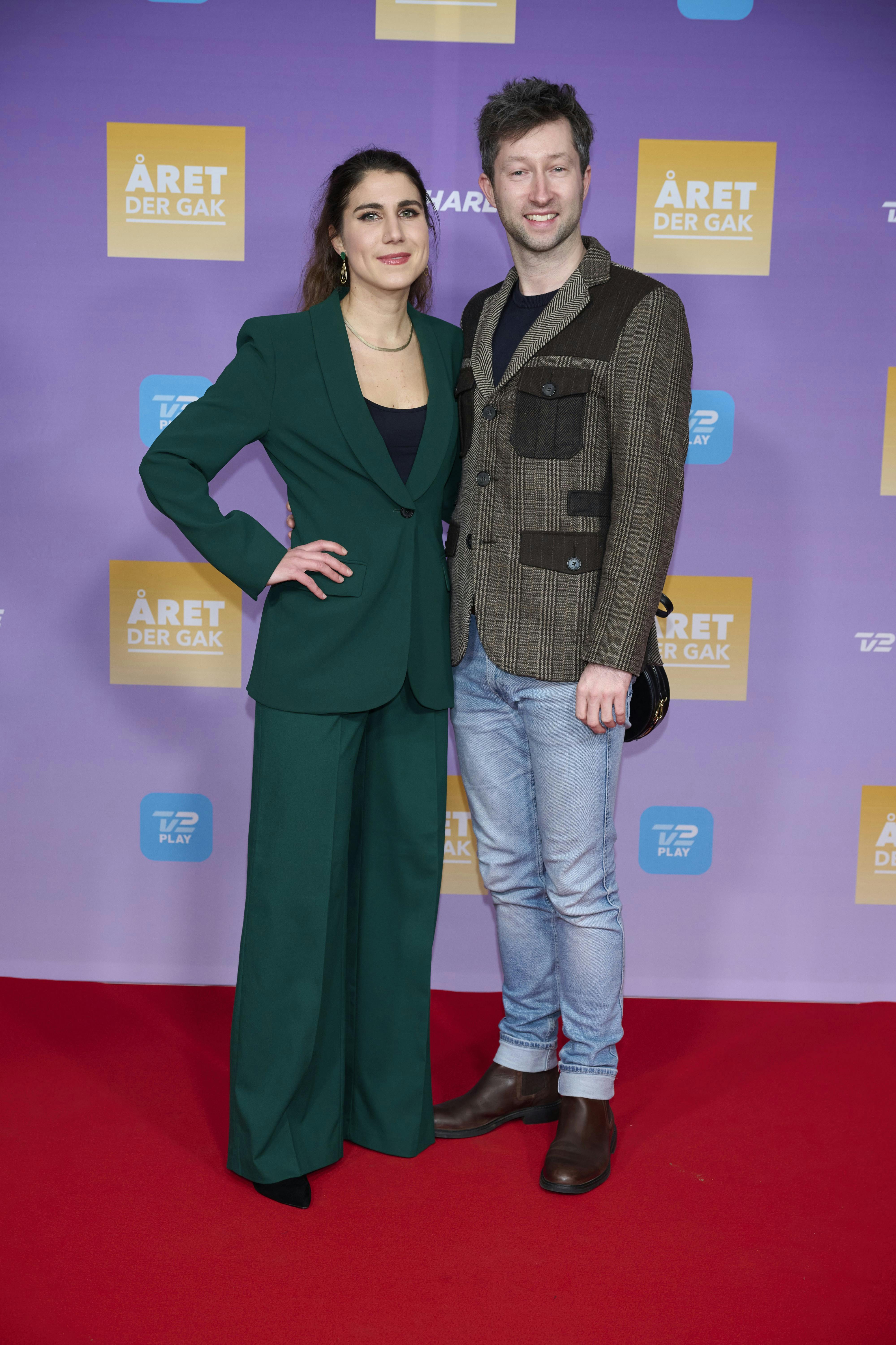 Opgavebeskrivelse:ÅRET DER GAK  TV2s “Året der gak 2022”.Sted: Falkoner Salen, FrederiksbergFotograf: Lars H.LaursenJournalist: Tanja Larsen, Laura Dalgård Hansen og Caroline AndersenOptagelsedato: 2022.11.29