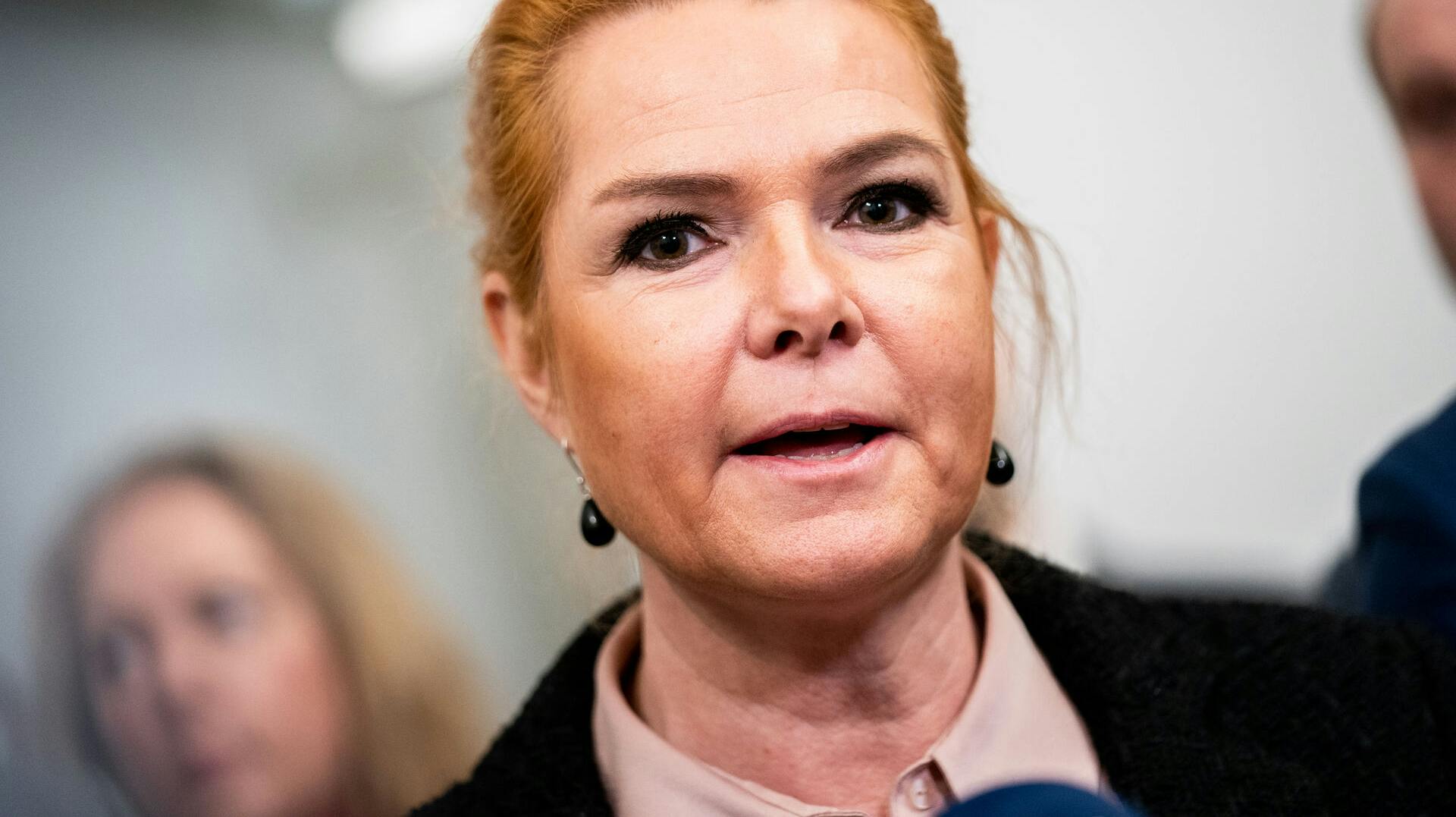 Inger Støjberg (DD) på et doorstep i Finansministeriet om bred aftale om ny inflationshjælp fredag den 10. februar 2023.. (Foto: Ida Marie Odgaard/Ritzau Scanpix)