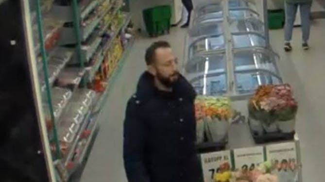 Norsk politi efterlyser Alwan Ahmed Alawneh i forbindelse med dobbeltdrabet i Norge.