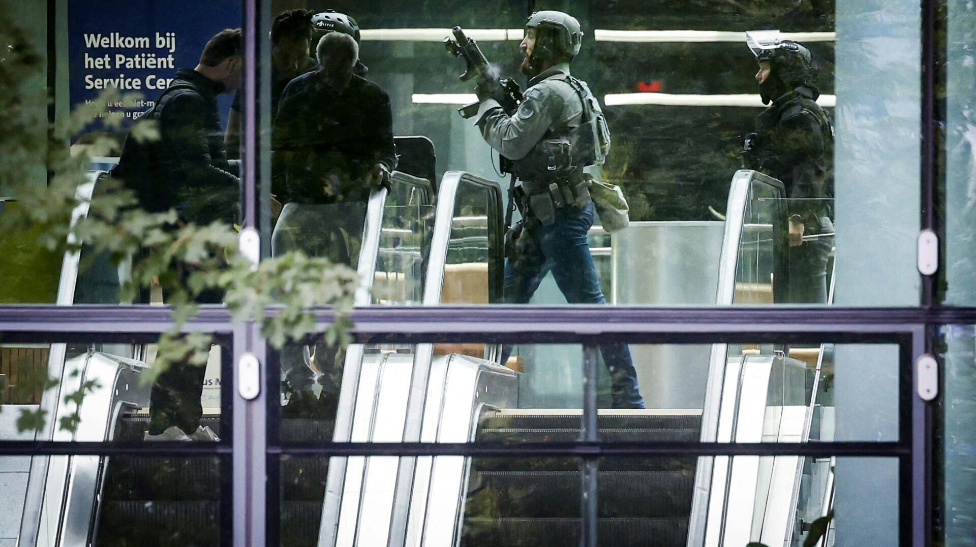 Tre er døde efter torsdagens skyderier i Rotterdam. Den mistænkte i sagen var tidligere studerende på universitetshospitalet.