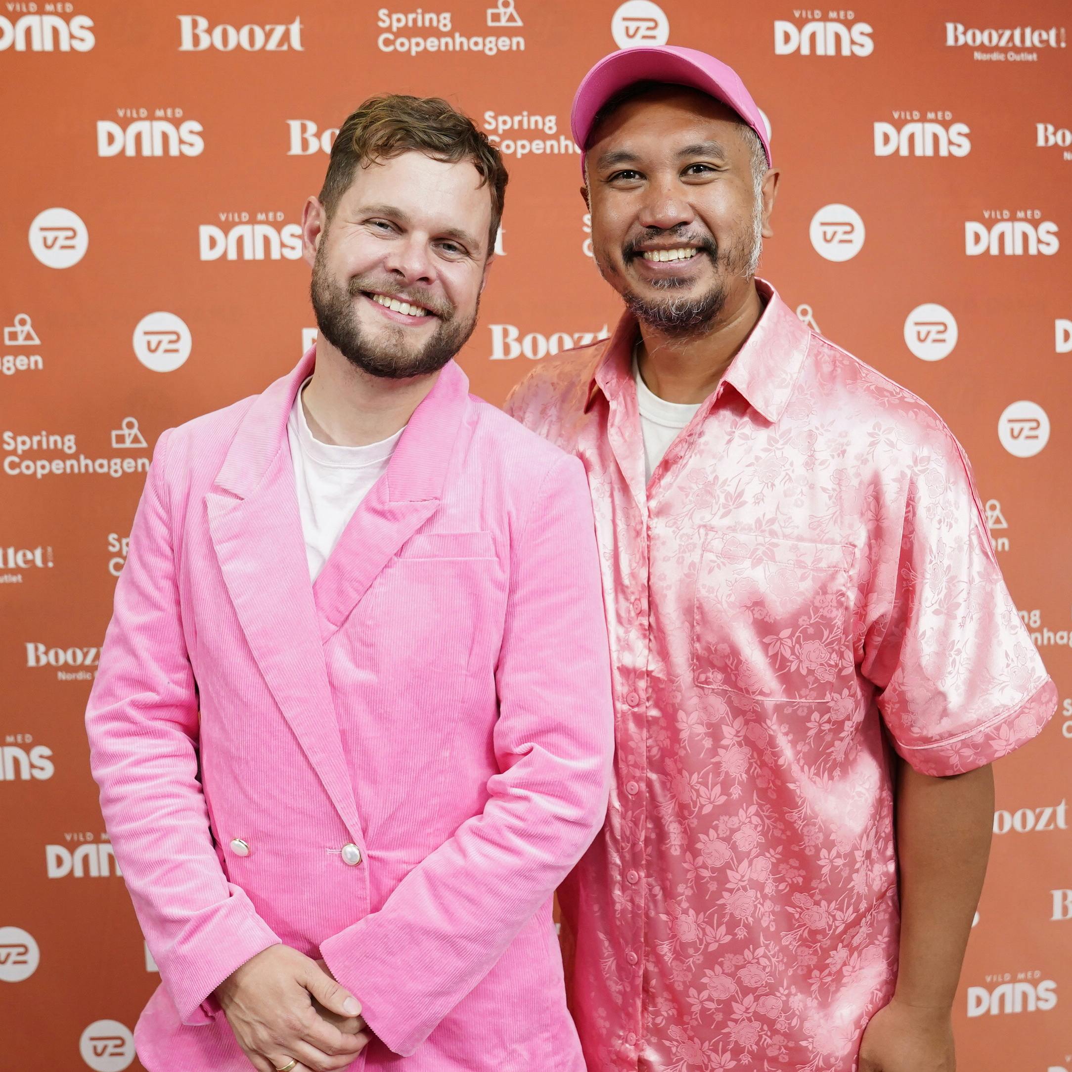 Kaspar håber på at se manden Lambang i "Vild med dans" i fremtiden. Selv er Kaspar i tvivl om, hvorvidt han må deltage, da han har en fornem dansefortid.