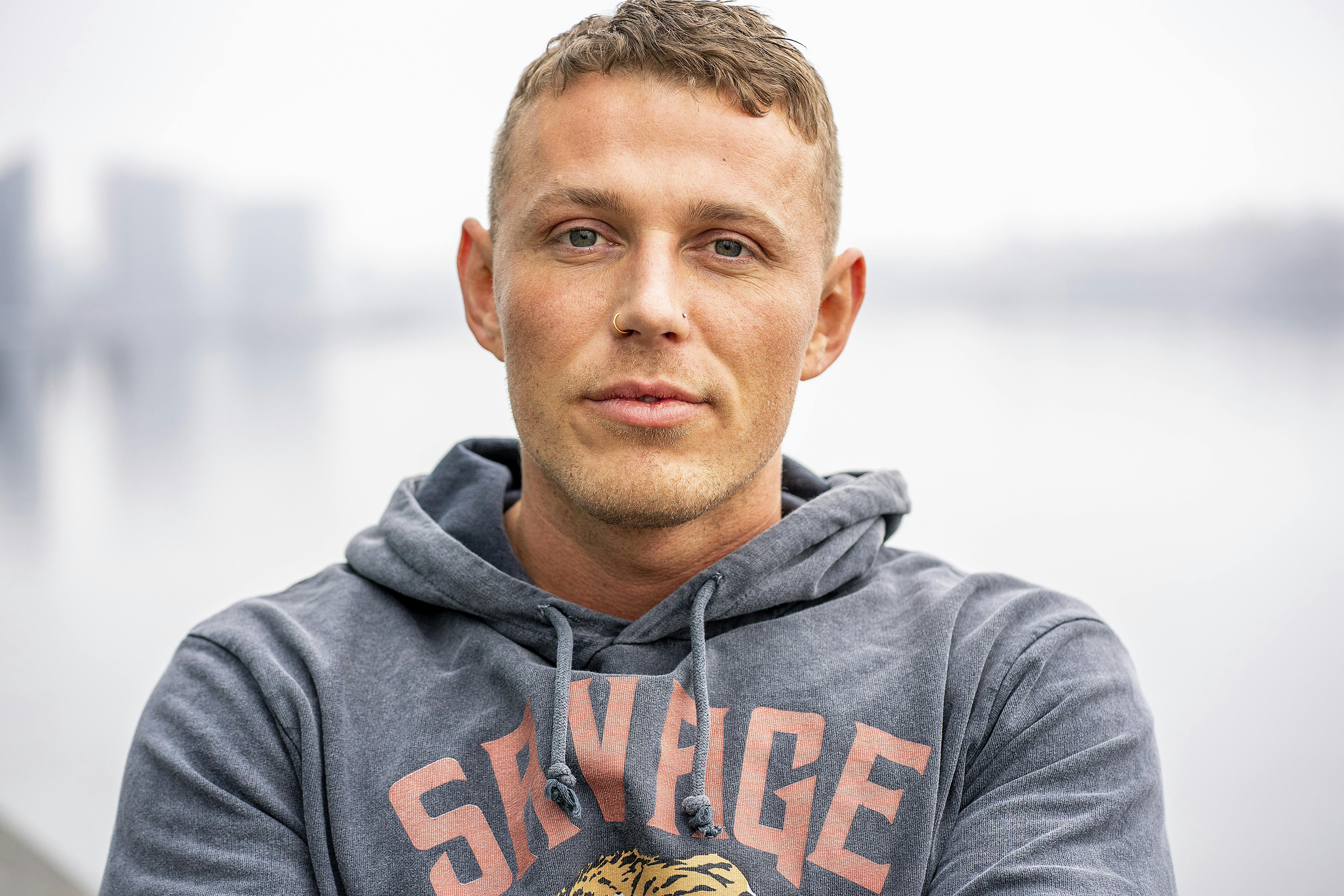 Nicklaes Olsen har som flere andre realitydeltageren fulgt sin tv-optræden op med en karriere som online coach. Men Instagram-livet er alligevel ikke noget for ham.