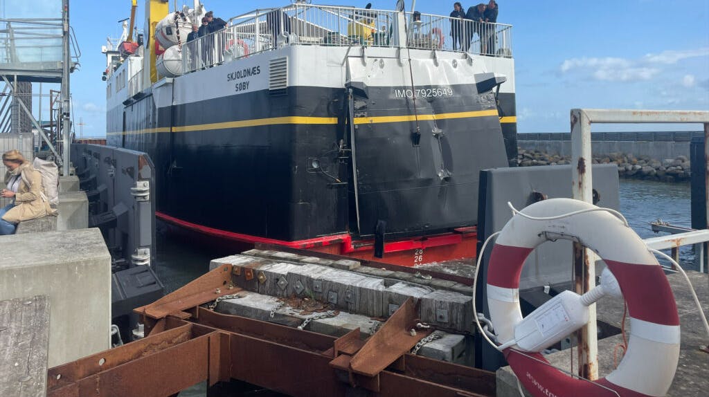 Færgen "Skjoldnæs" ramte lørdag et færgeleje. 