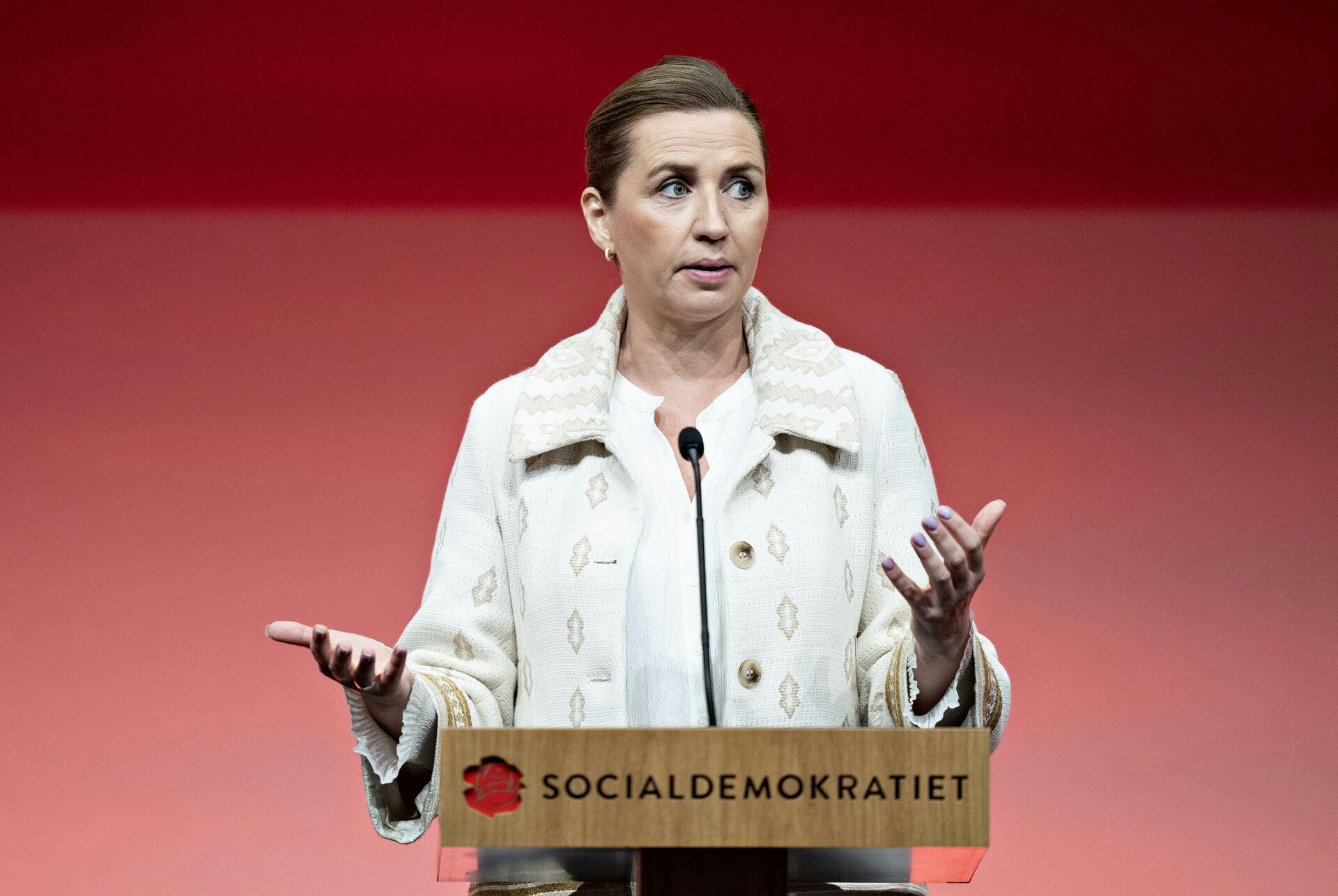 Hvad skal Mette Frederiksen (S) nu stille op for at få større opbakning til Socialdemokratiet?