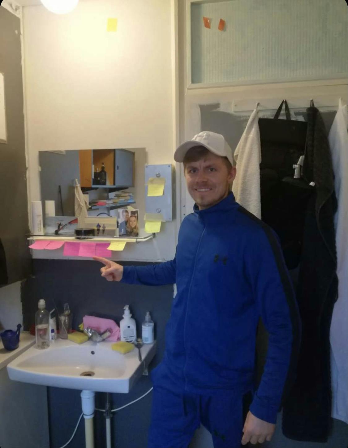 I begyndelsen af 2021 var Patrick i fængsel for at afsone en dom for spirituskørsel. Spirituskørslen fandt sted i 2018, og altså før han lagde alkoholen på hylden.