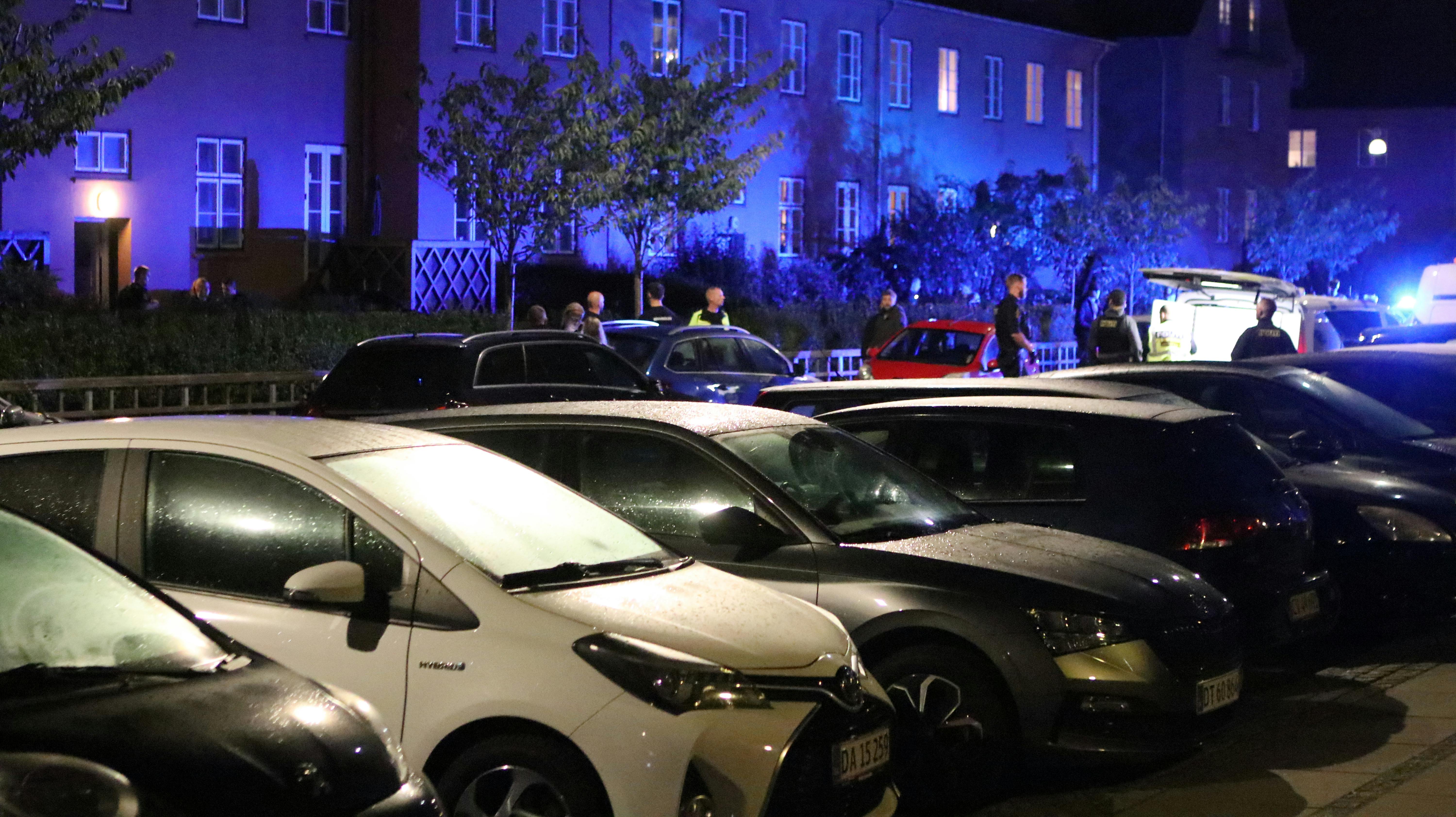 Politiet har været massivt til stede på Frederiksberg i nat.