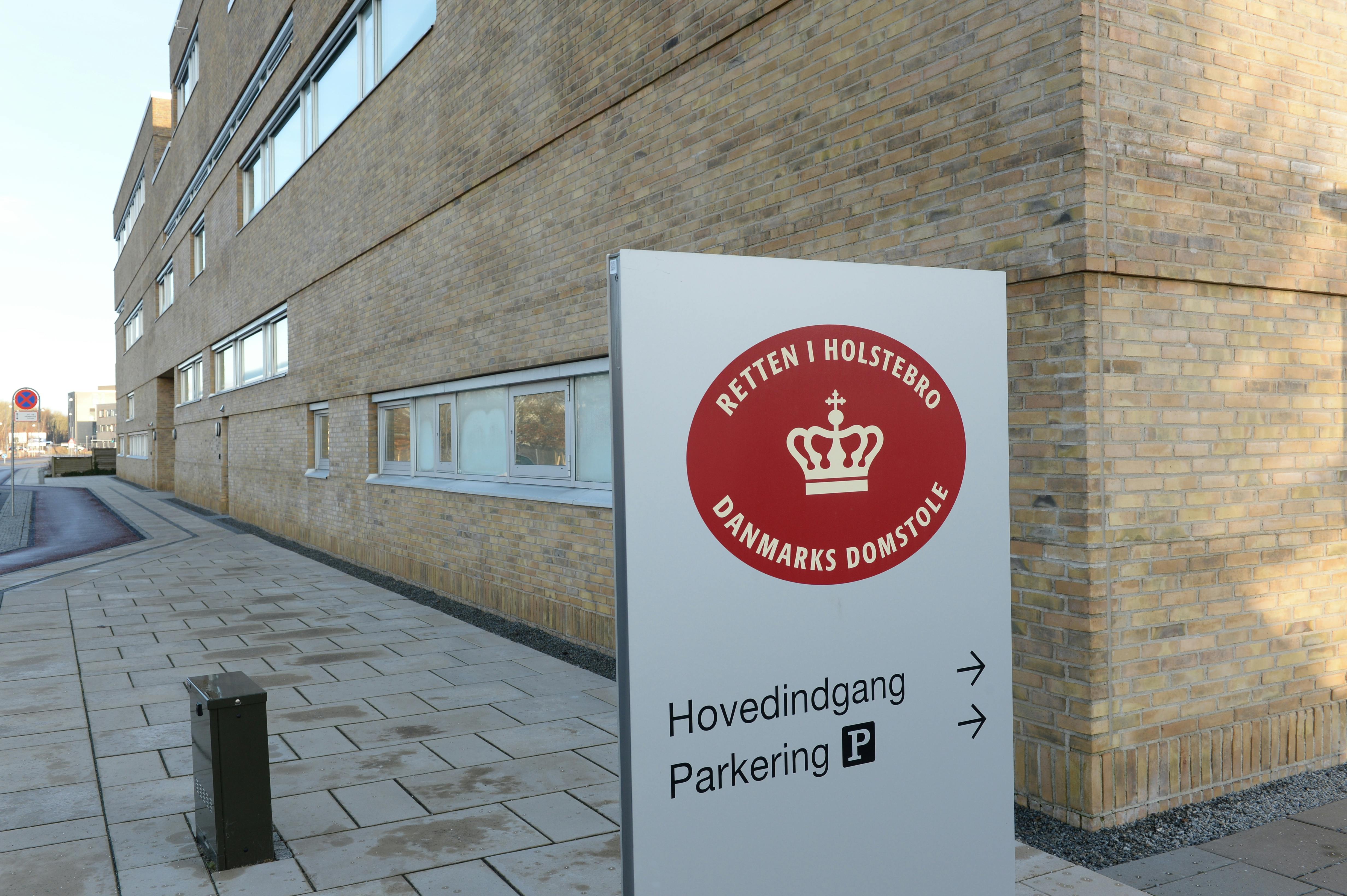 Manden blev varetægtsfængslet her i Retten i Holstebro.