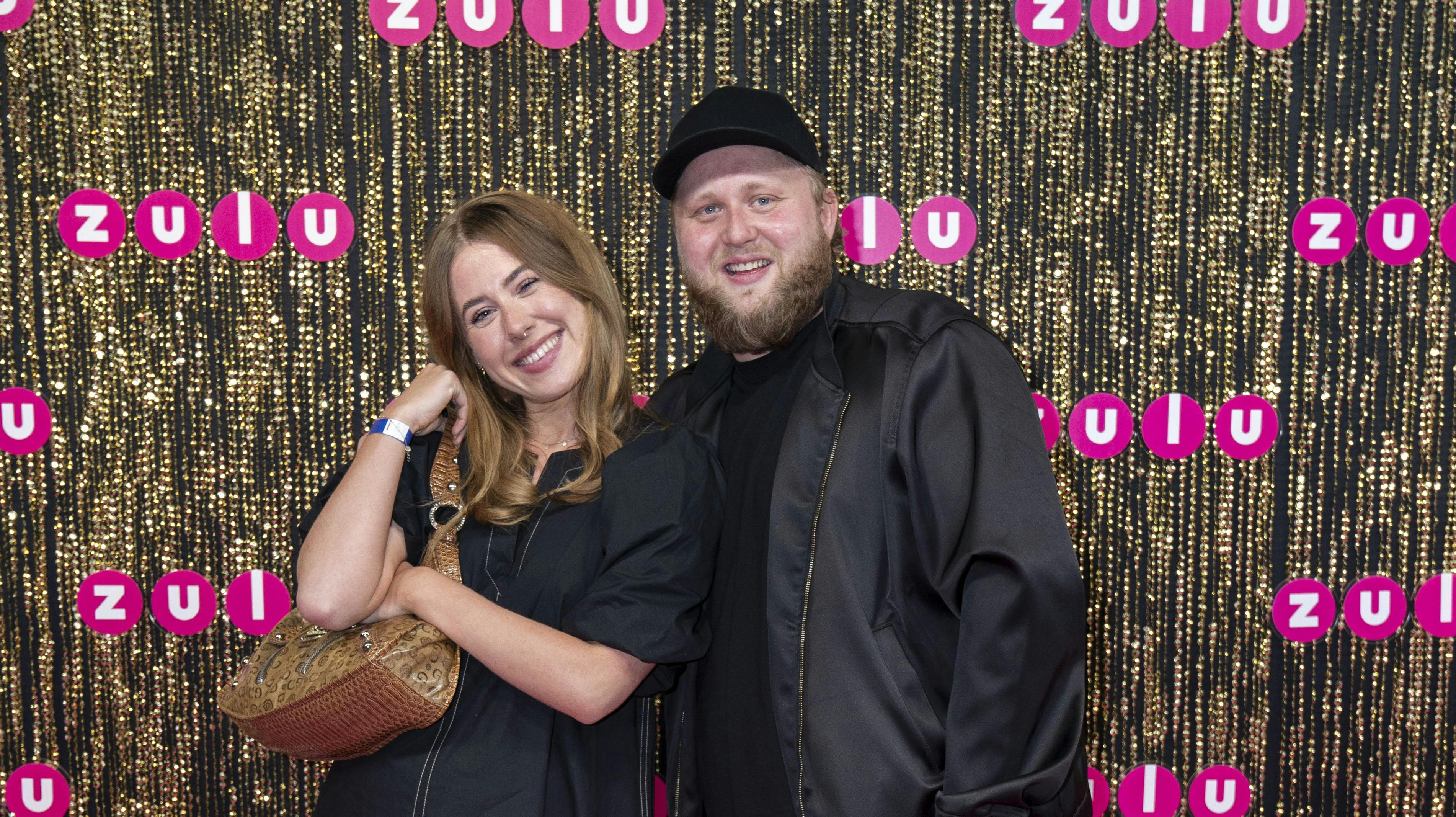 Makkerparret Maria Fantino, 29, og Christian Bonde, 31, boltrer sig nu på kommercielle lydbølger, og det skal de lige vænne sig til.