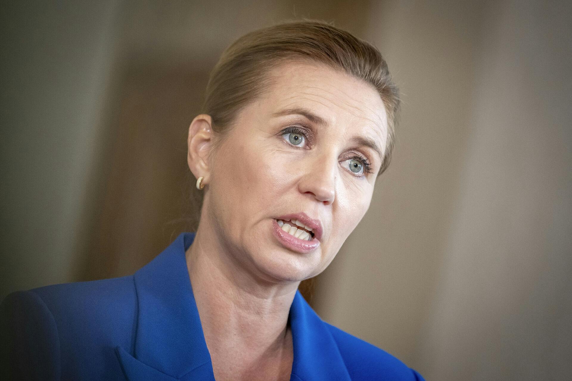 Prime Minister Mette Frederiksen holds the doorstep at the Landstingsalen and speaks to the press at the Folketing's opening debate in Christiansborg, Copenhagen, Thursday 5 October 2023.. (Photo: Mads Claus Rasmussen/Ritzau Scanpix)