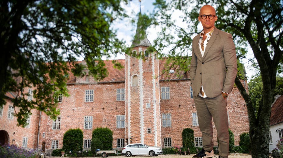 Christian Stadil har overtaget Harridslevgaard Slot efter familien Schimko. 